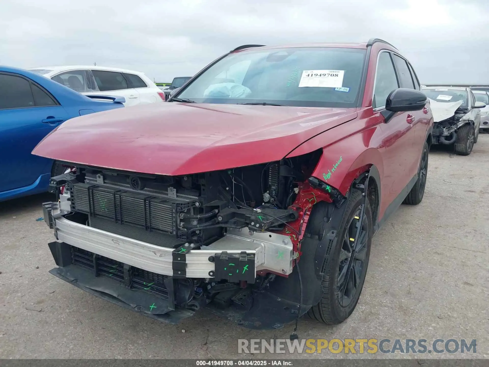 2 fotografías del automóvil dañado 7FARS6H96SE033357 HONDA CR-V 2025