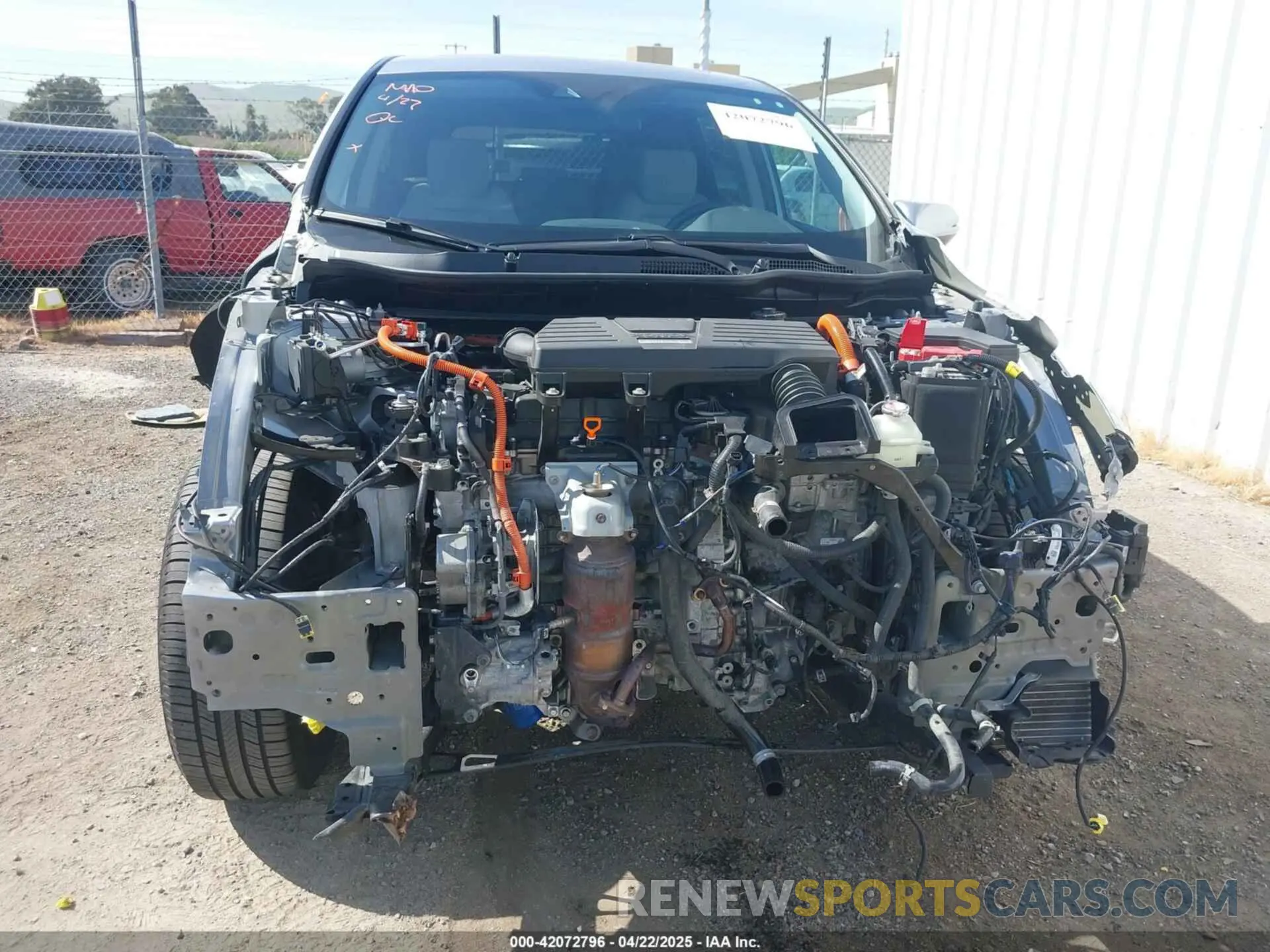 6 fotografías del automóvil dañado 7FART6H53LE004913 HONDA CR-V HYBRID 2020