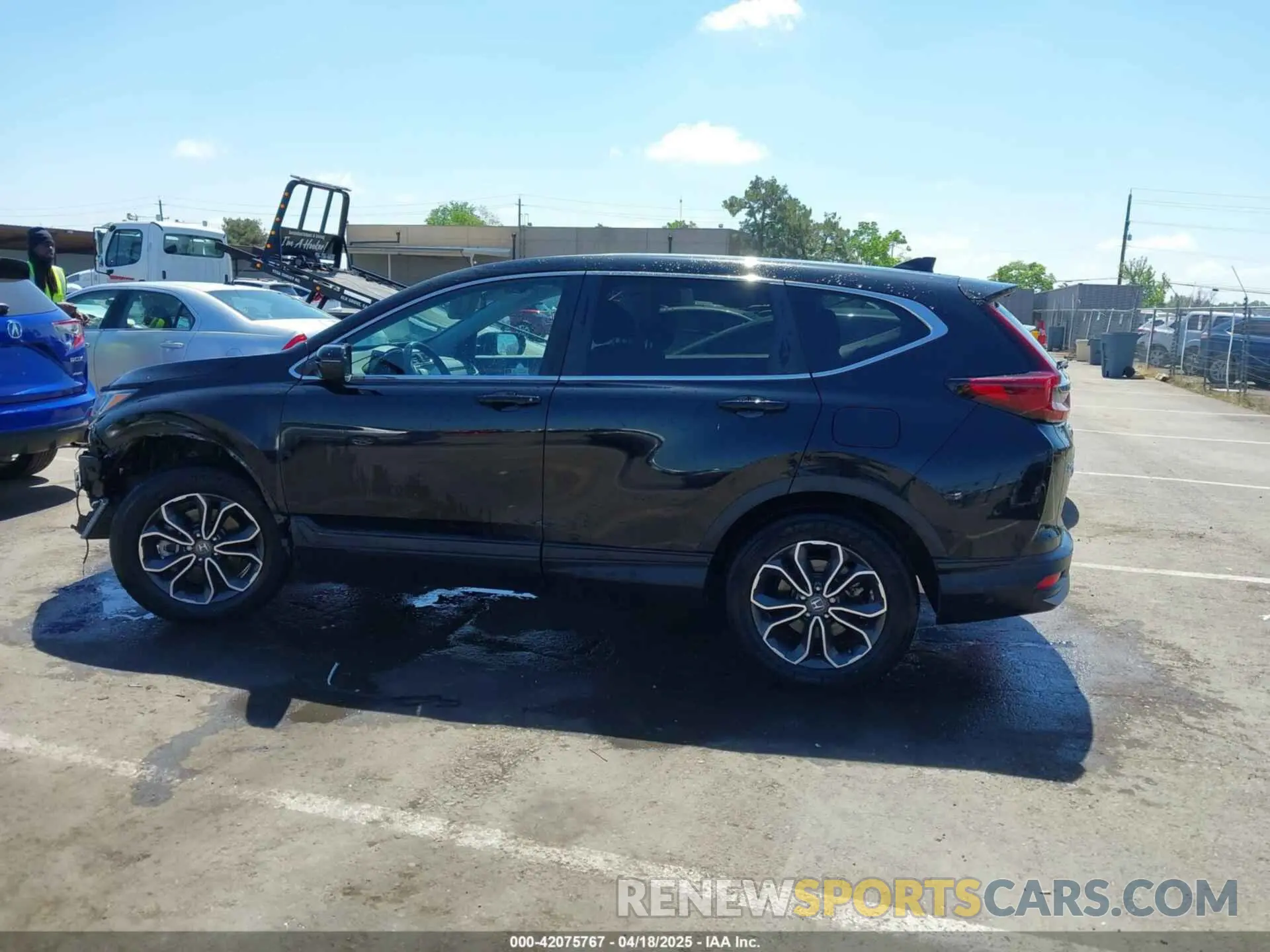 14 fotografías del automóvil dañado 7FART6H53LE019895 HONDA CR-V HYBRID 2020