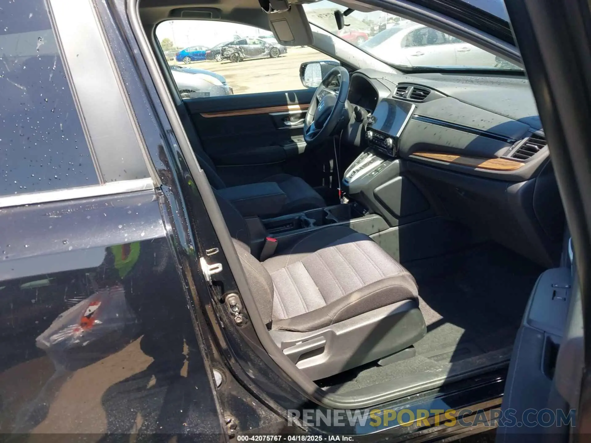 5 fotografías del automóvil dañado 7FART6H53LE019895 HONDA CR-V HYBRID 2020