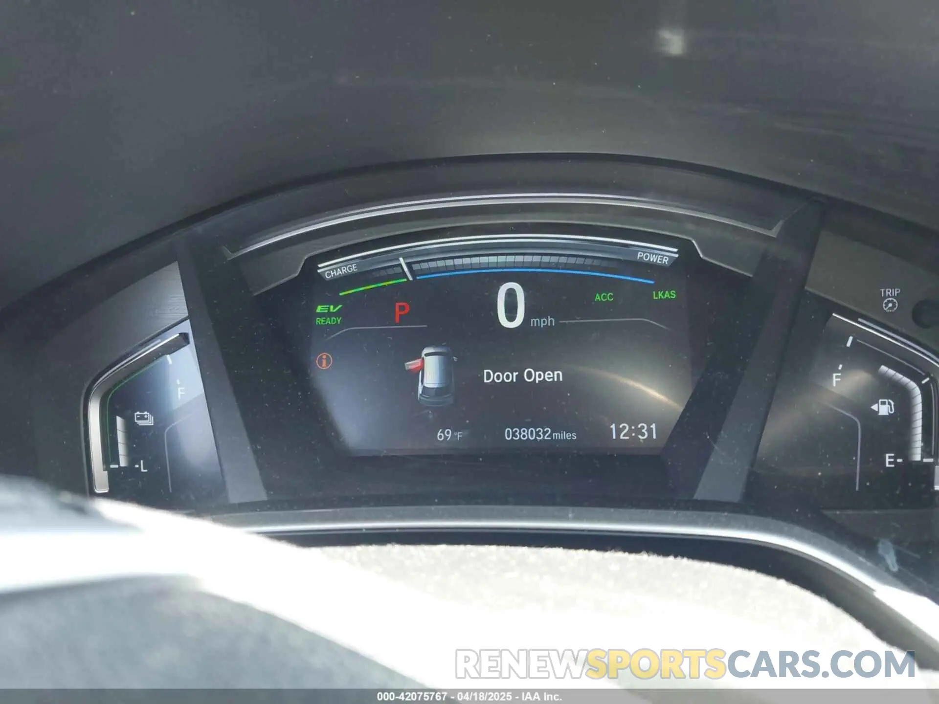7 fotografías del automóvil dañado 7FART6H53LE019895 HONDA CR-V HYBRID 2020
