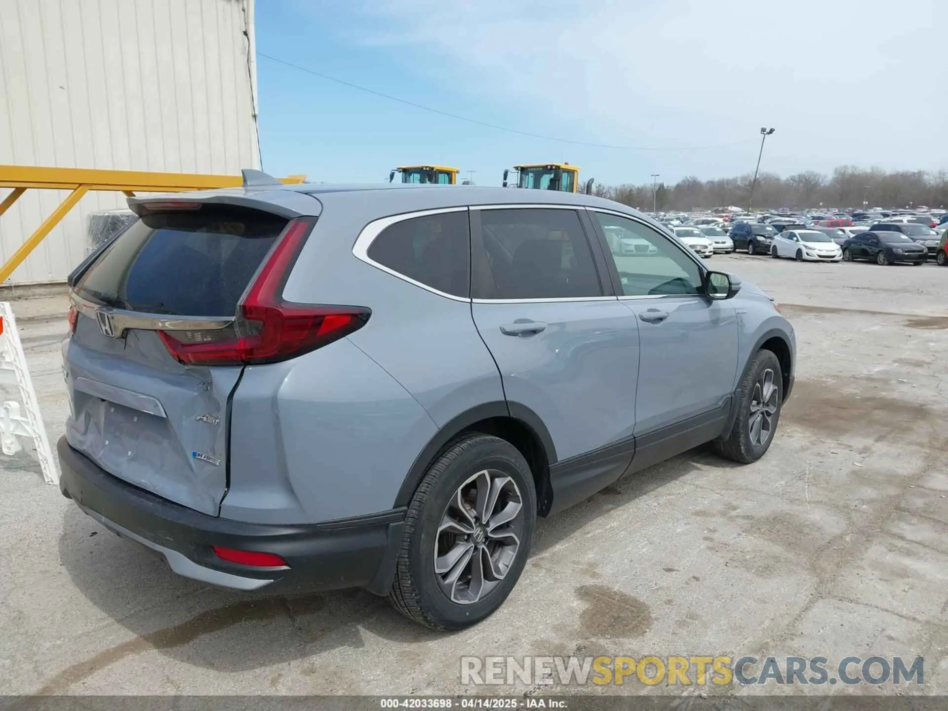 4 fotografías del automóvil dañado 7FART6H80LE011540 HONDA CR-V HYBRID 2020