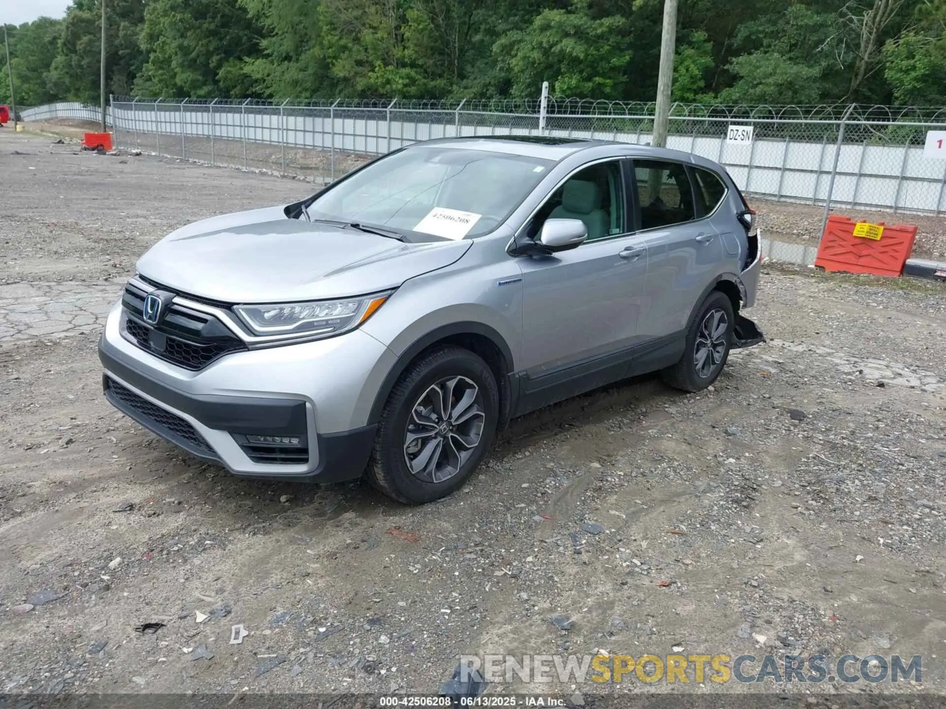 2 fotografías del automóvil dañado 7FART6H80LE026295 HONDA CR-V HYBRID 2020