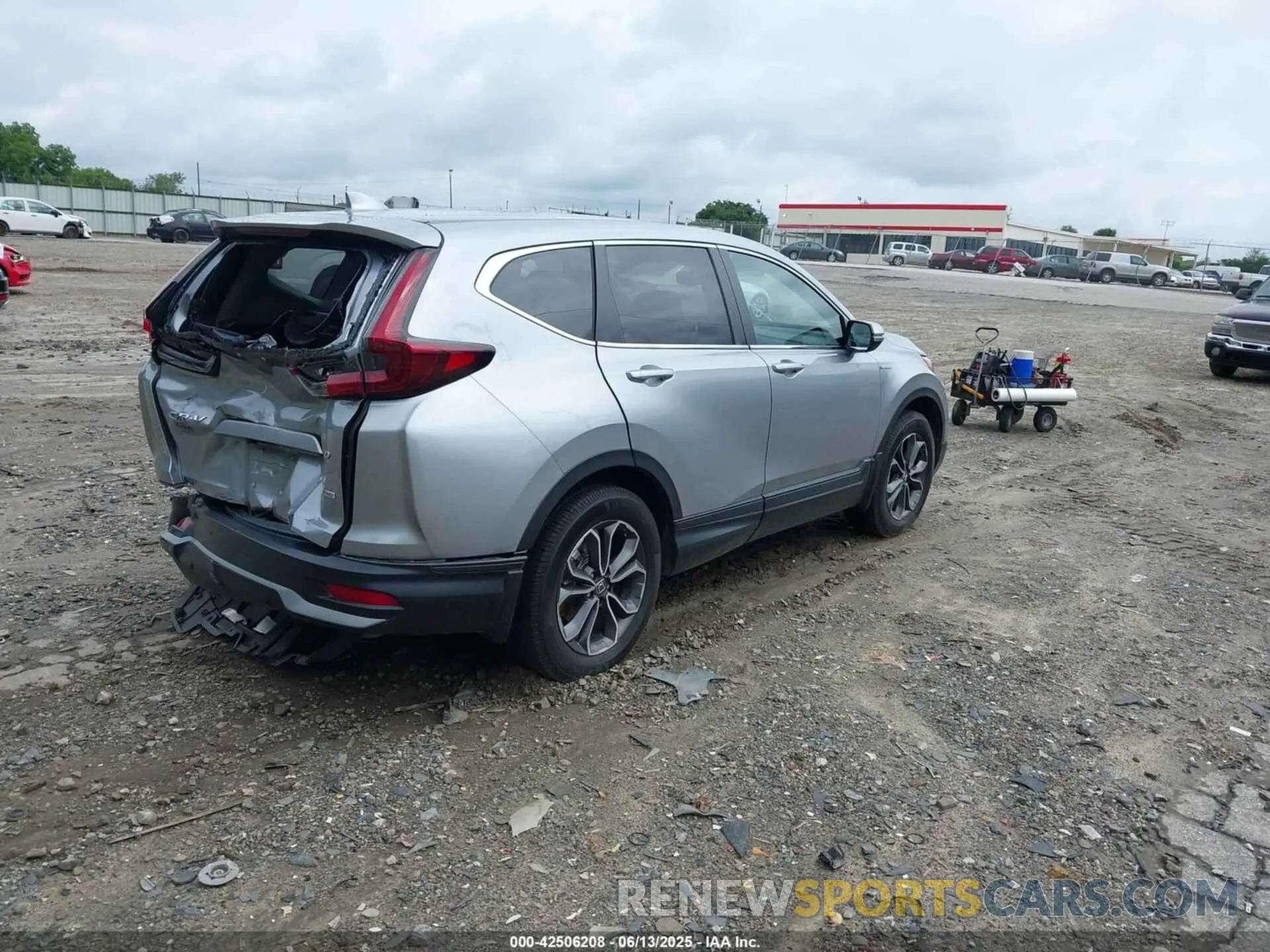 4 fotografías del automóvil dañado 7FART6H80LE026295 HONDA CR-V HYBRID 2020