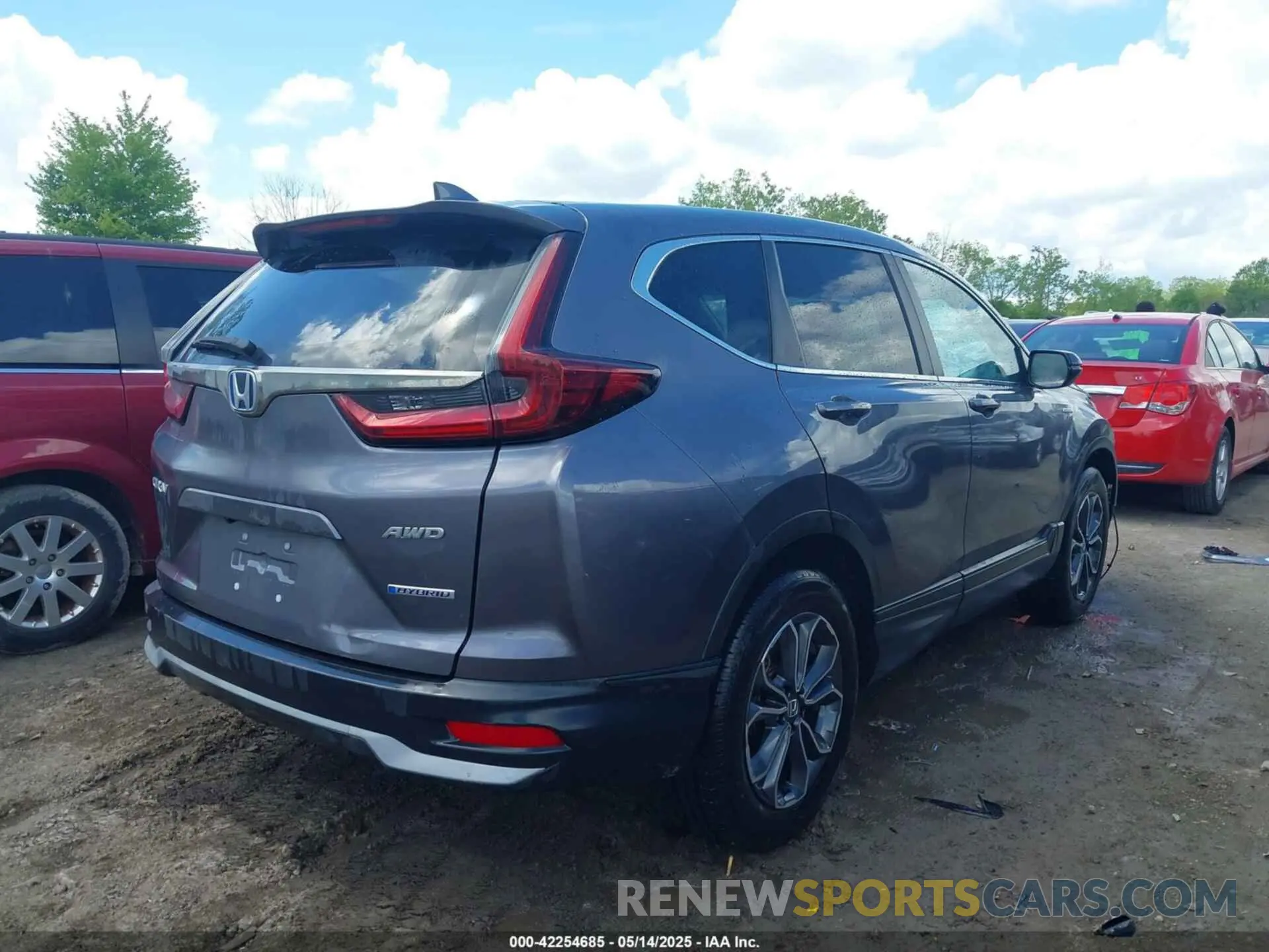 4 fotografías del automóvil dañado 7FART6H86LE013079 HONDA CR-V HYBRID 2020