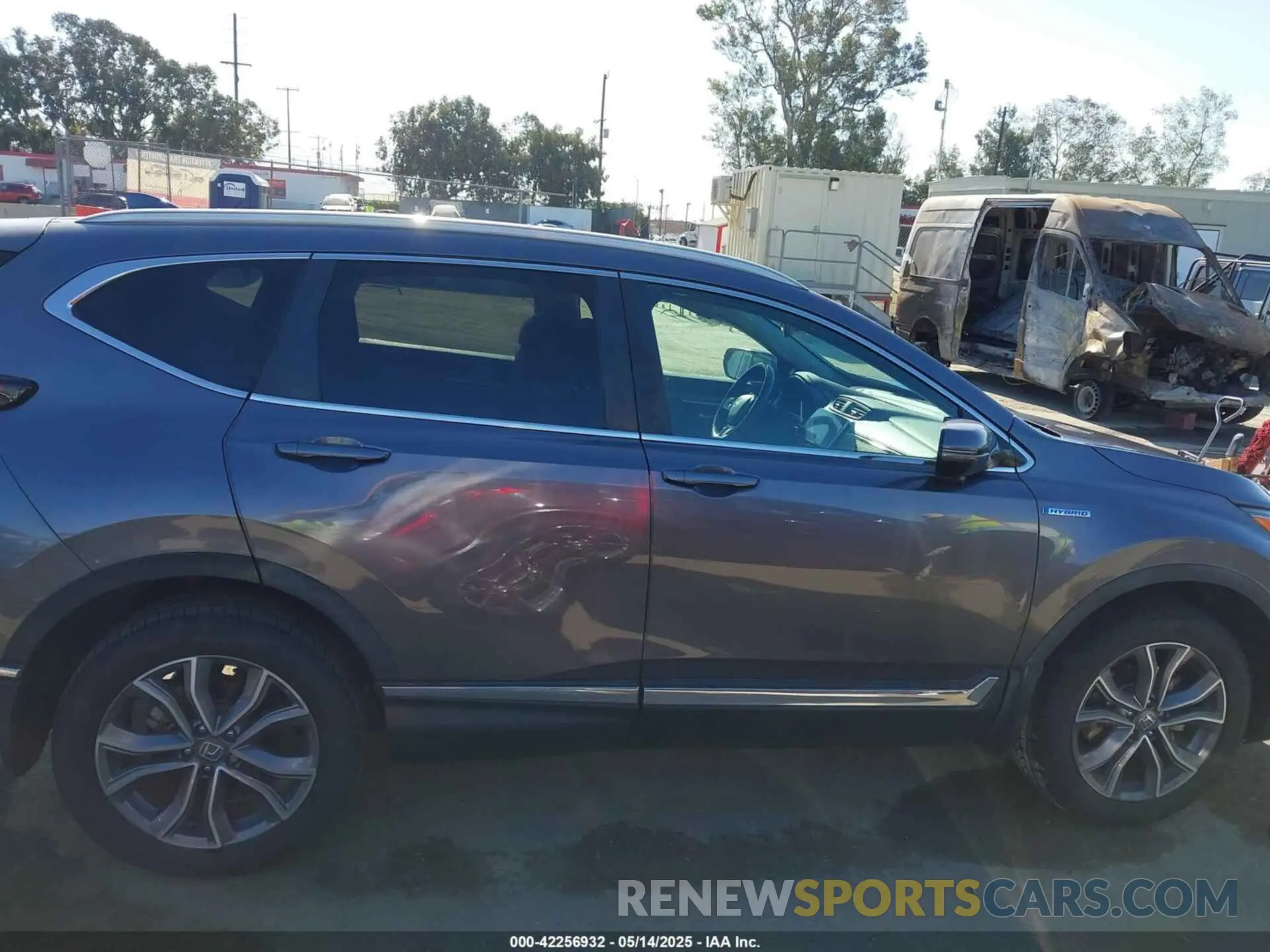 13 fotografías del automóvil dañado 7FART6H91LE000684 HONDA CR-V HYBRID 2020