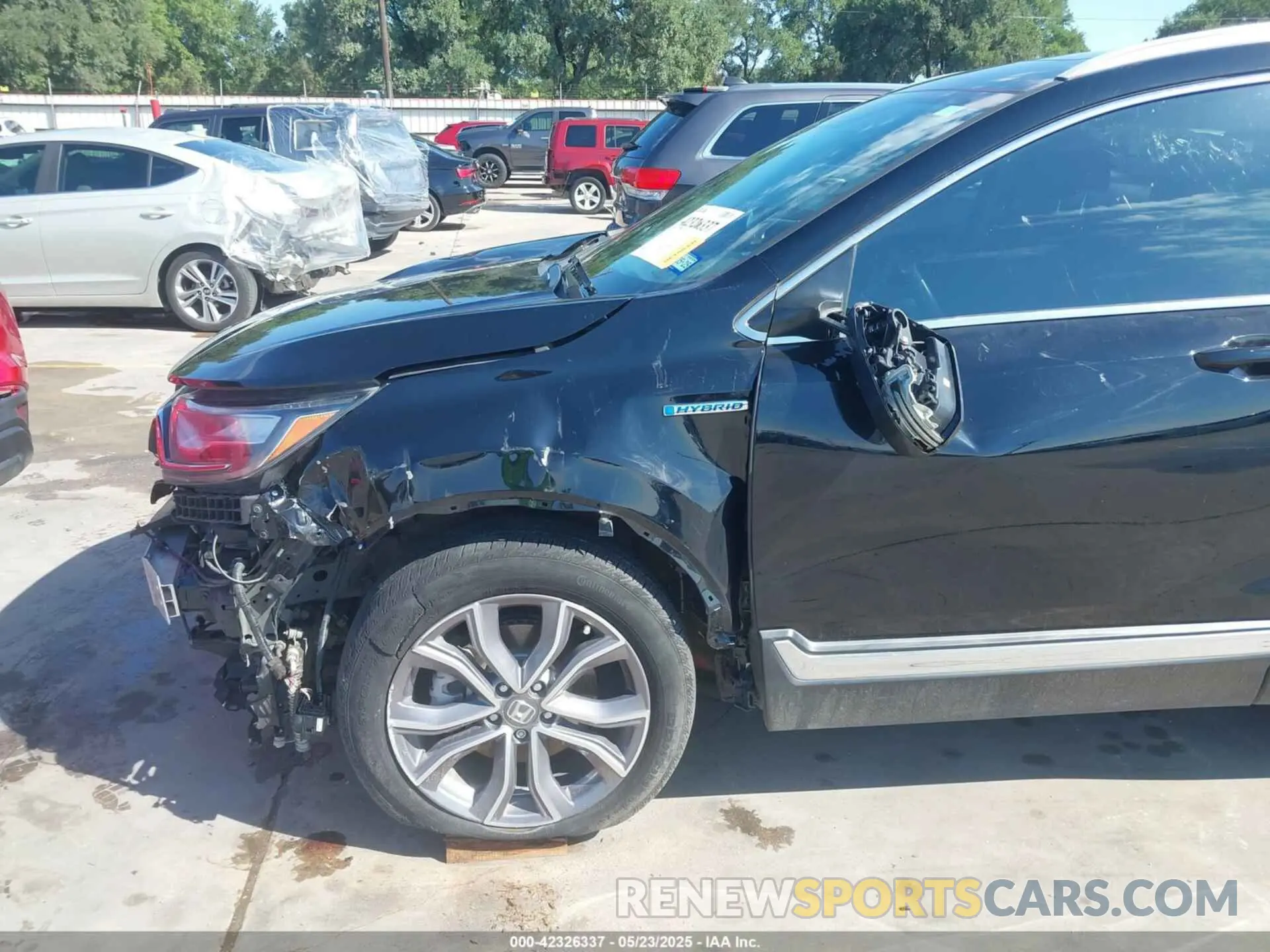 6 fotografías del automóvil dañado 7FART6H91LE005707 HONDA CR-V HYBRID 2020