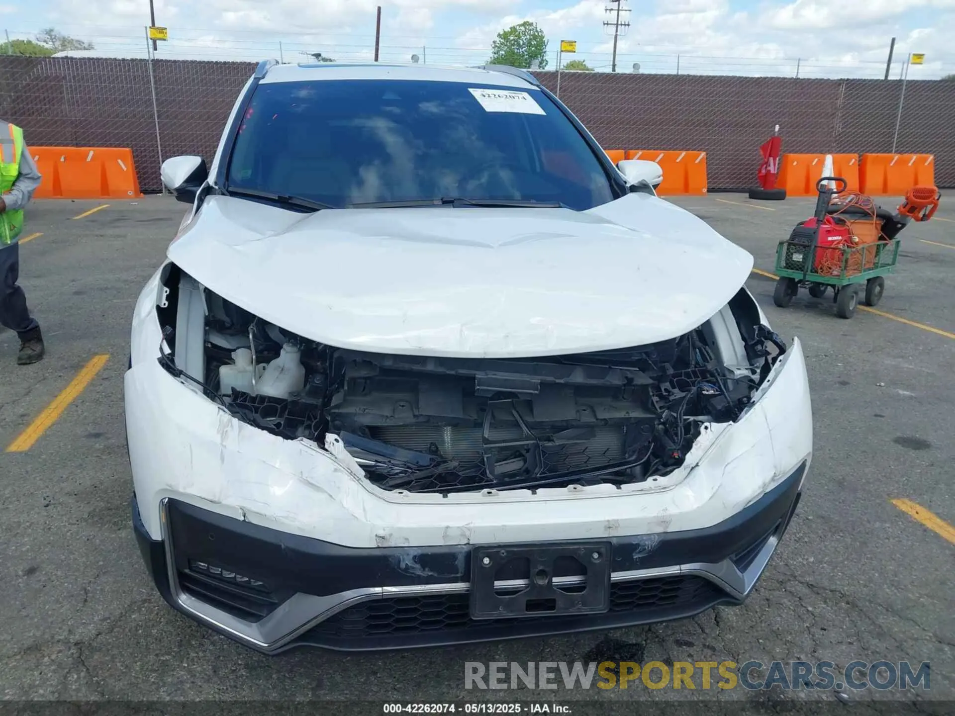 12 fotografías del automóvil dañado 7FART6H97LE023225 HONDA CR-V HYBRID 2020