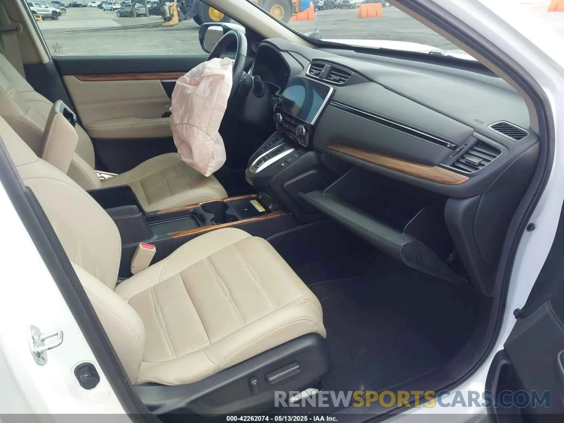 5 fotografías del automóvil dañado 7FART6H97LE023225 HONDA CR-V HYBRID 2020