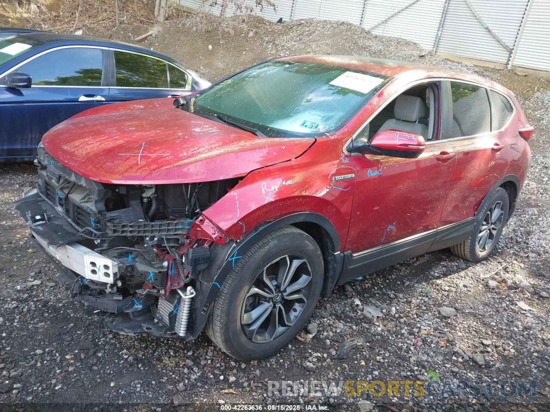 2 fotografías del automóvil dañado 7FART6H55ME001755 HONDA CR-V HYBRID 2021