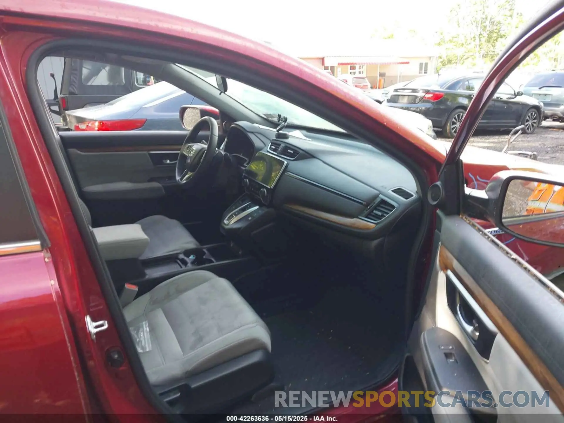 5 fotografías del automóvil dañado 7FART6H55ME001755 HONDA CR-V HYBRID 2021