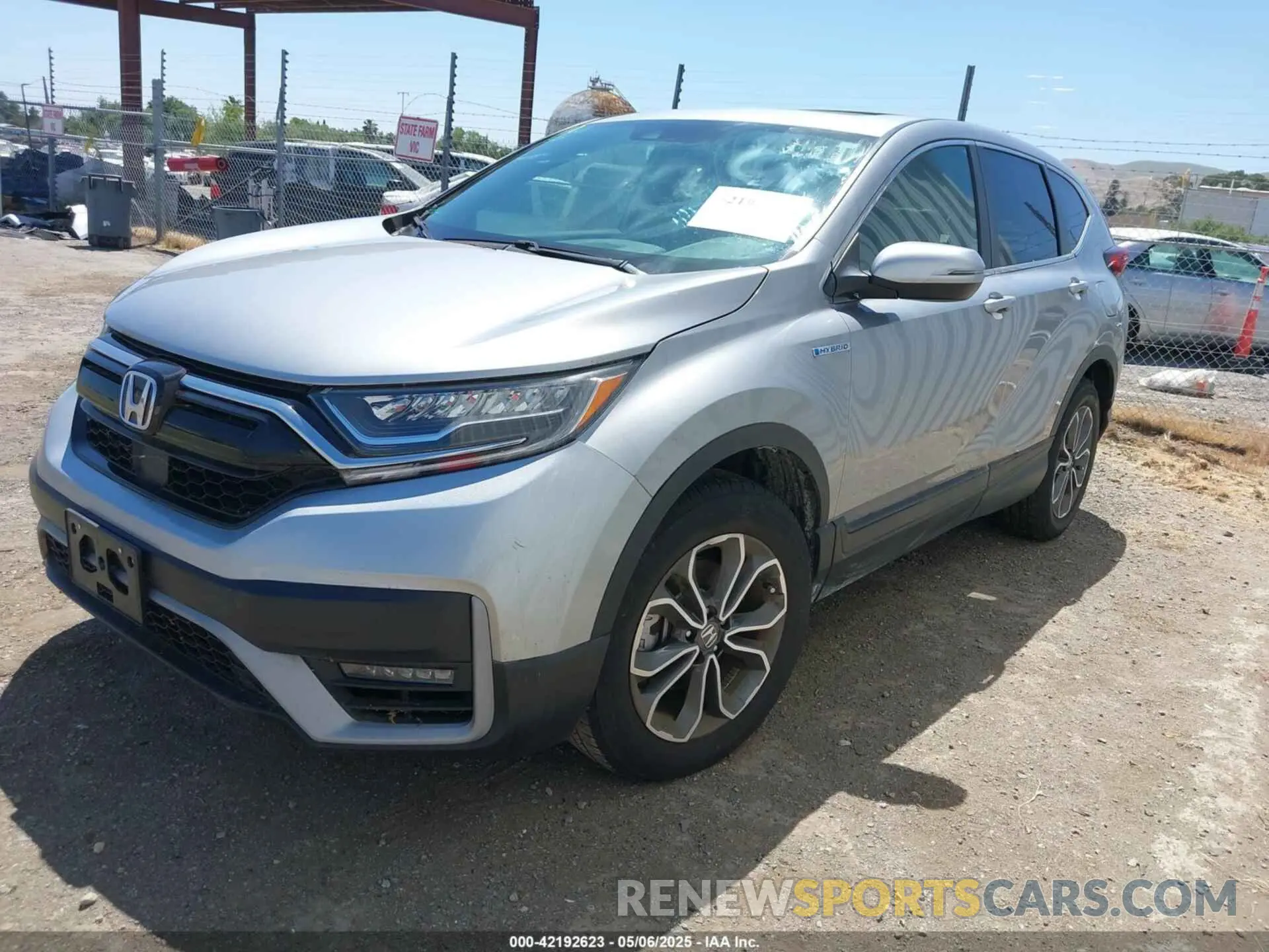 2 fotografías del automóvil dañado 7FART6H80ME030381 HONDA CR-V HYBRID 2021