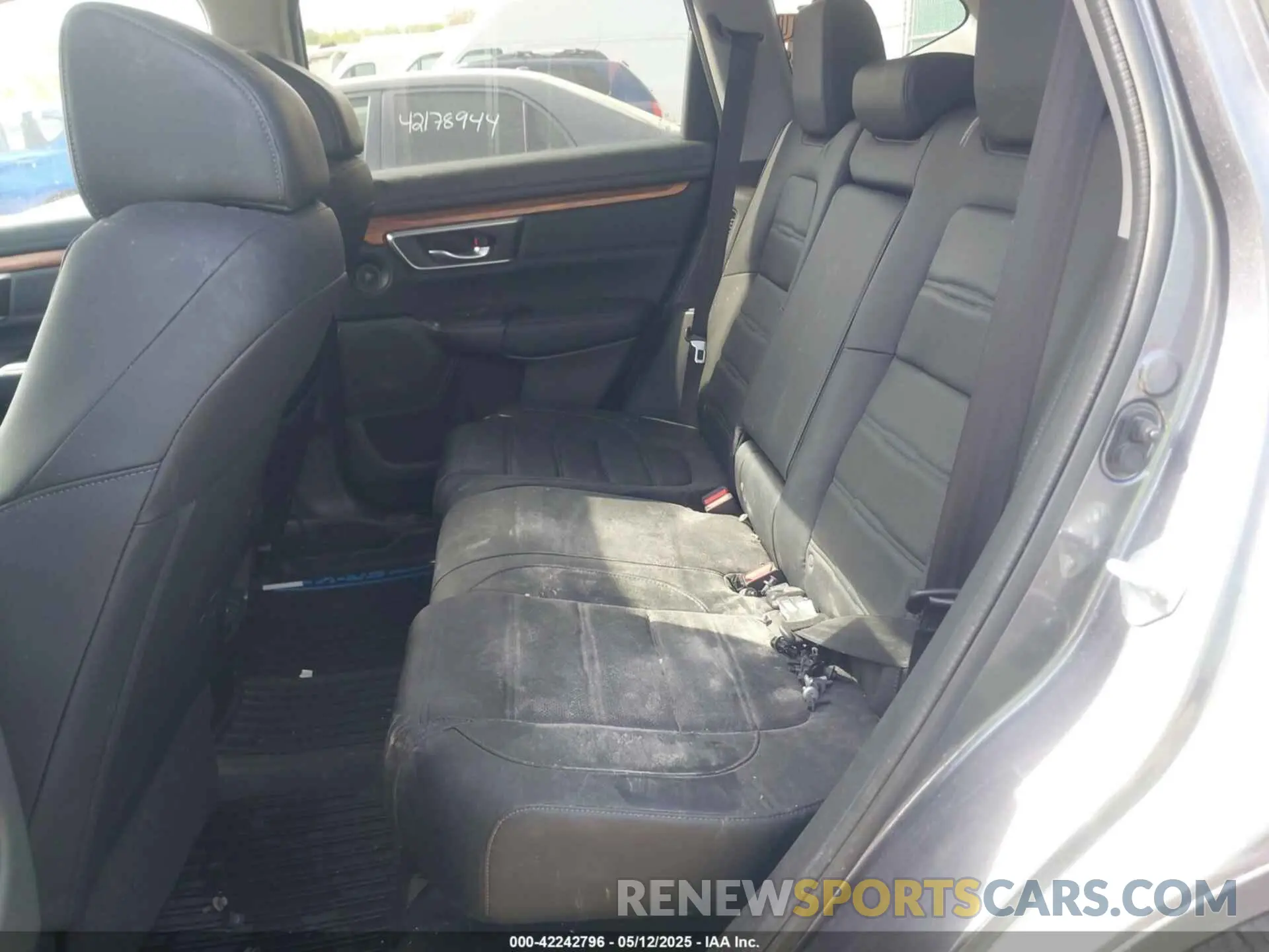 8 fotografías del automóvil dañado 7FART6H89ME010307 HONDA CR-V HYBRID 2021