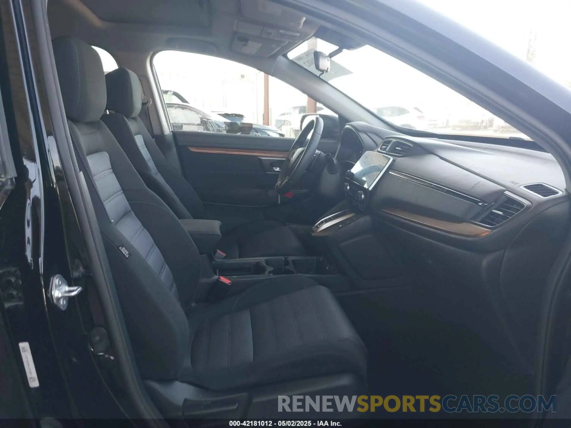 5 fotografías del automóvil dañado 5J6RT6H59NL037954 HONDA CR-V HYBRID 2022