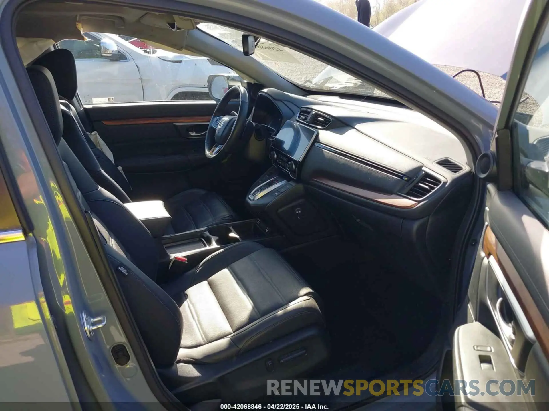 5 fotografías del automóvil dañado 5J6RT6H80NL020258 HONDA CR-V HYBRID 2022
