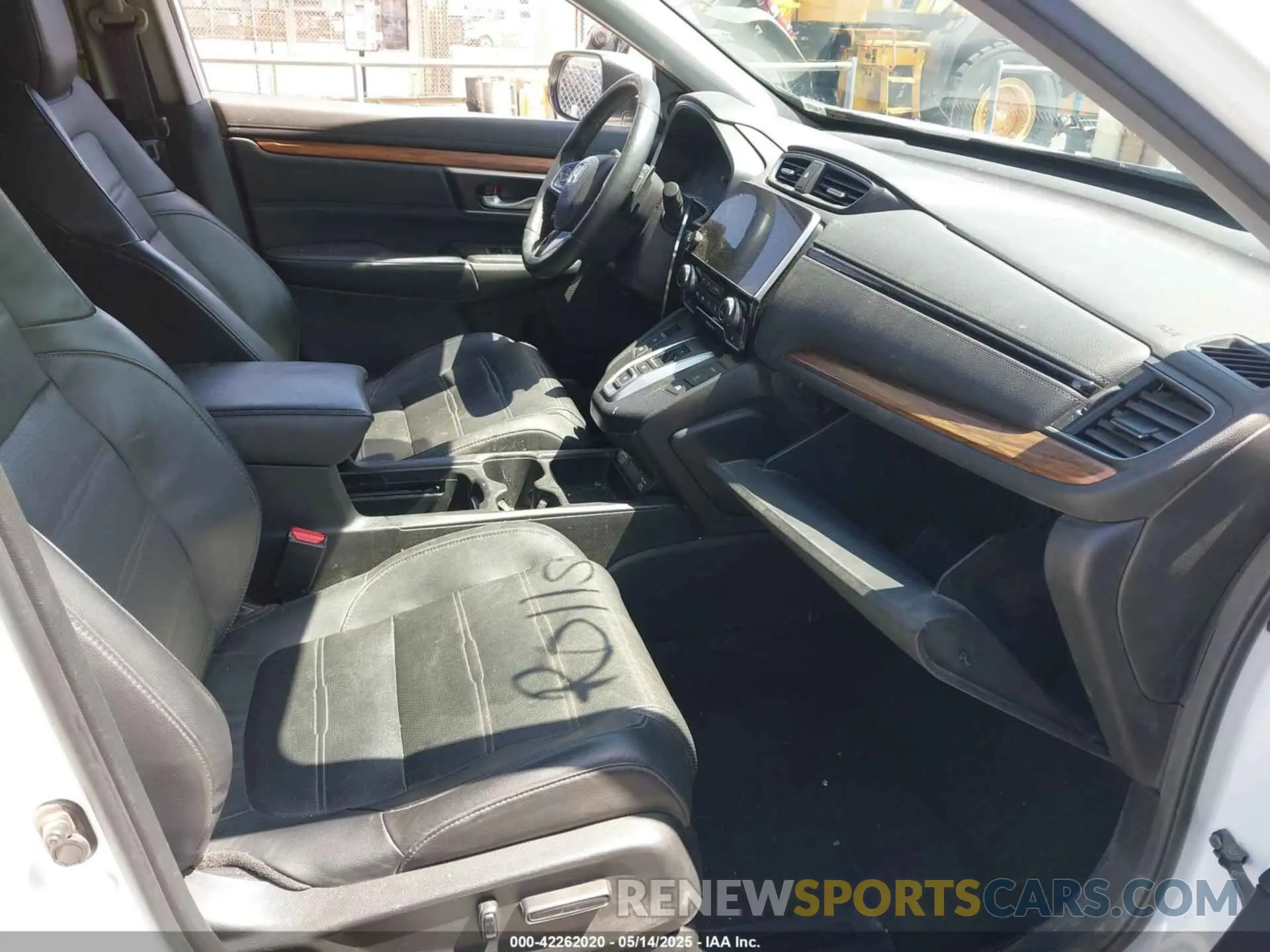 5 fotografías del automóvil dañado 5J6RT6H80NL030272 HONDA CR-V HYBRID 2022