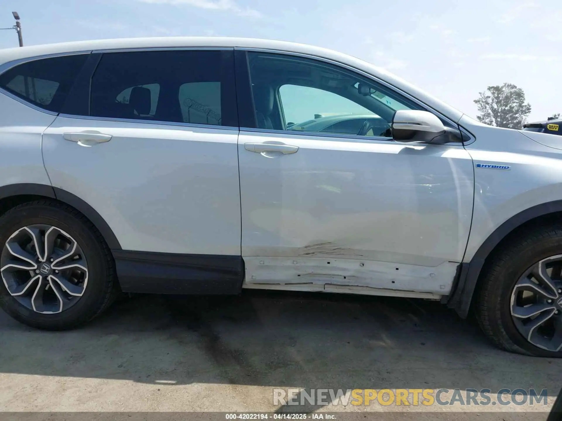 13 fotografías del automóvil dañado 5J6RT6H81NL027736 HONDA CR-V HYBRID 2022