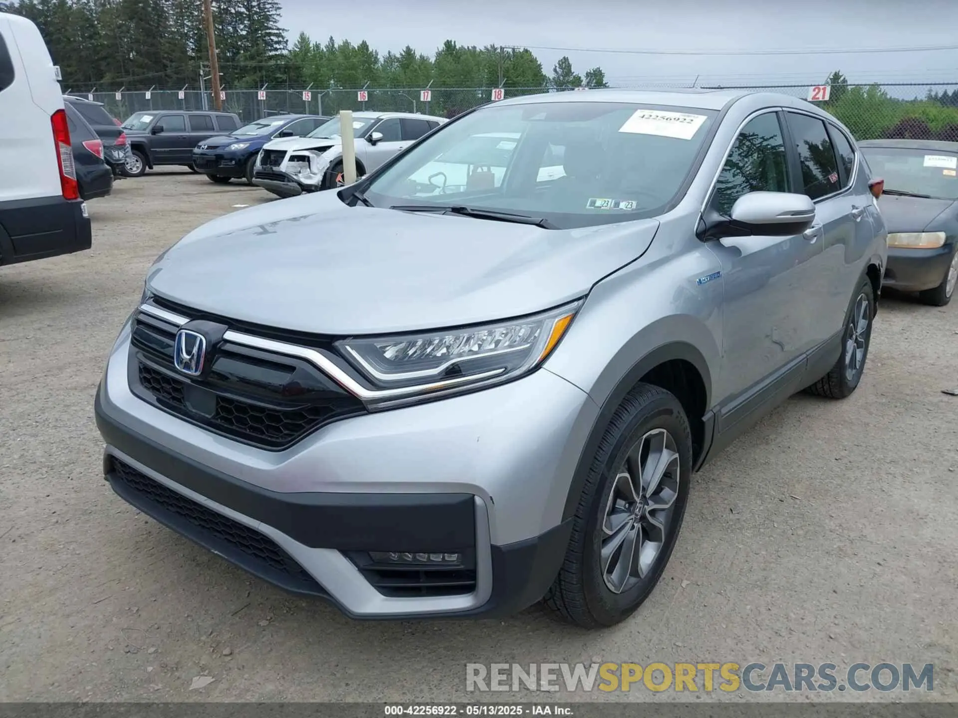 2 fotografías del automóvil dañado 5J6RT6H83NL054887 HONDA CR-V HYBRID 2022