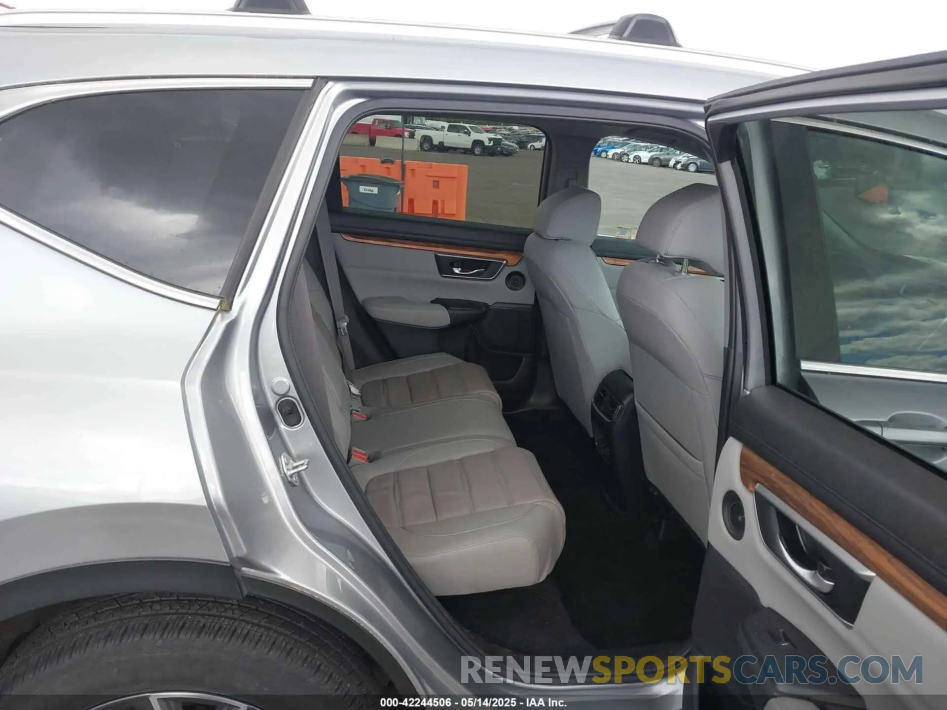 8 fotografías del automóvil dañado 5J6RT6H92NL000926 HONDA CR-V HYBRID 2022