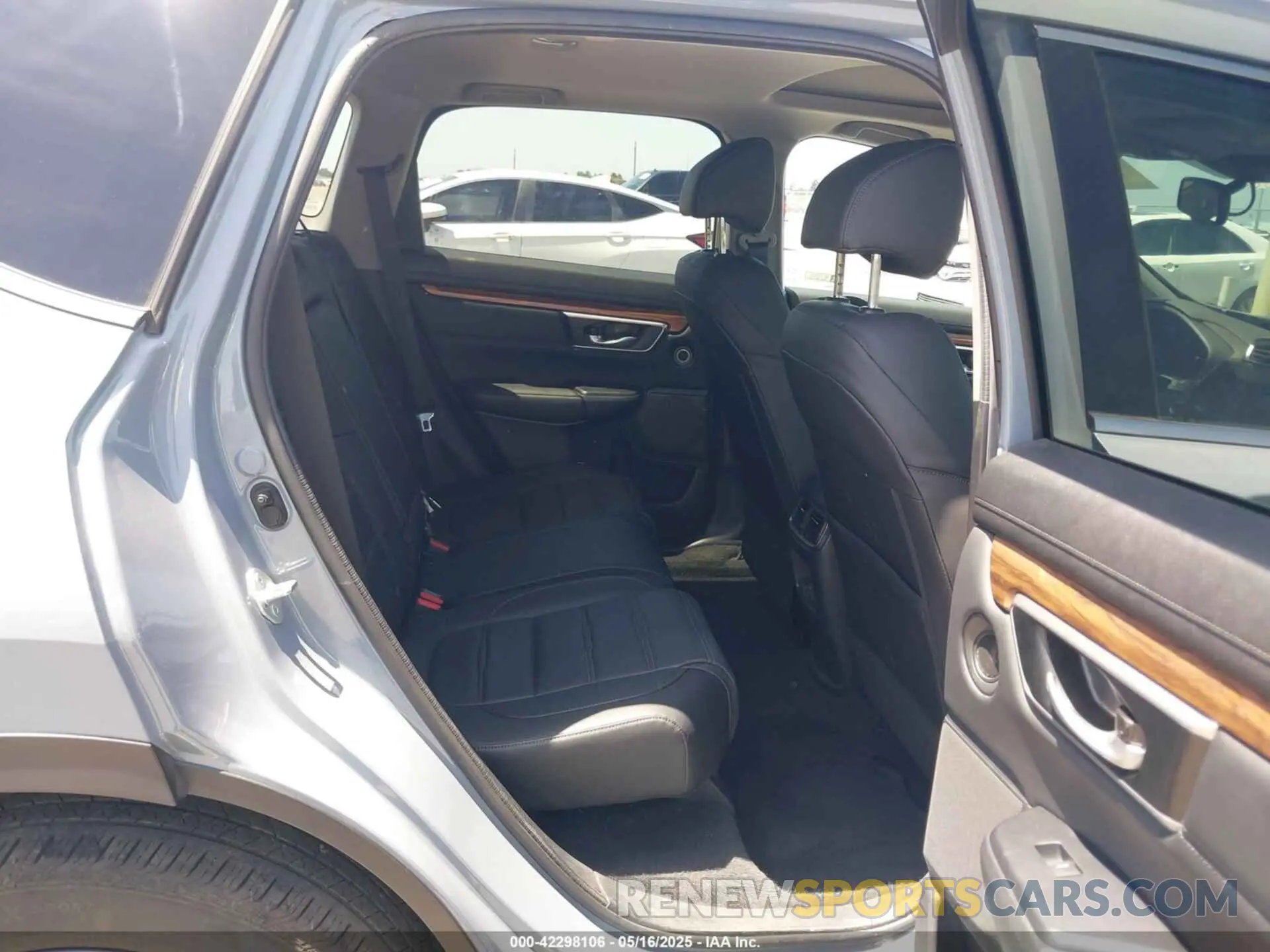8 fotografías del automóvil dañado 5J6RT6H92NL025034 HONDA CR-V HYBRID 2022