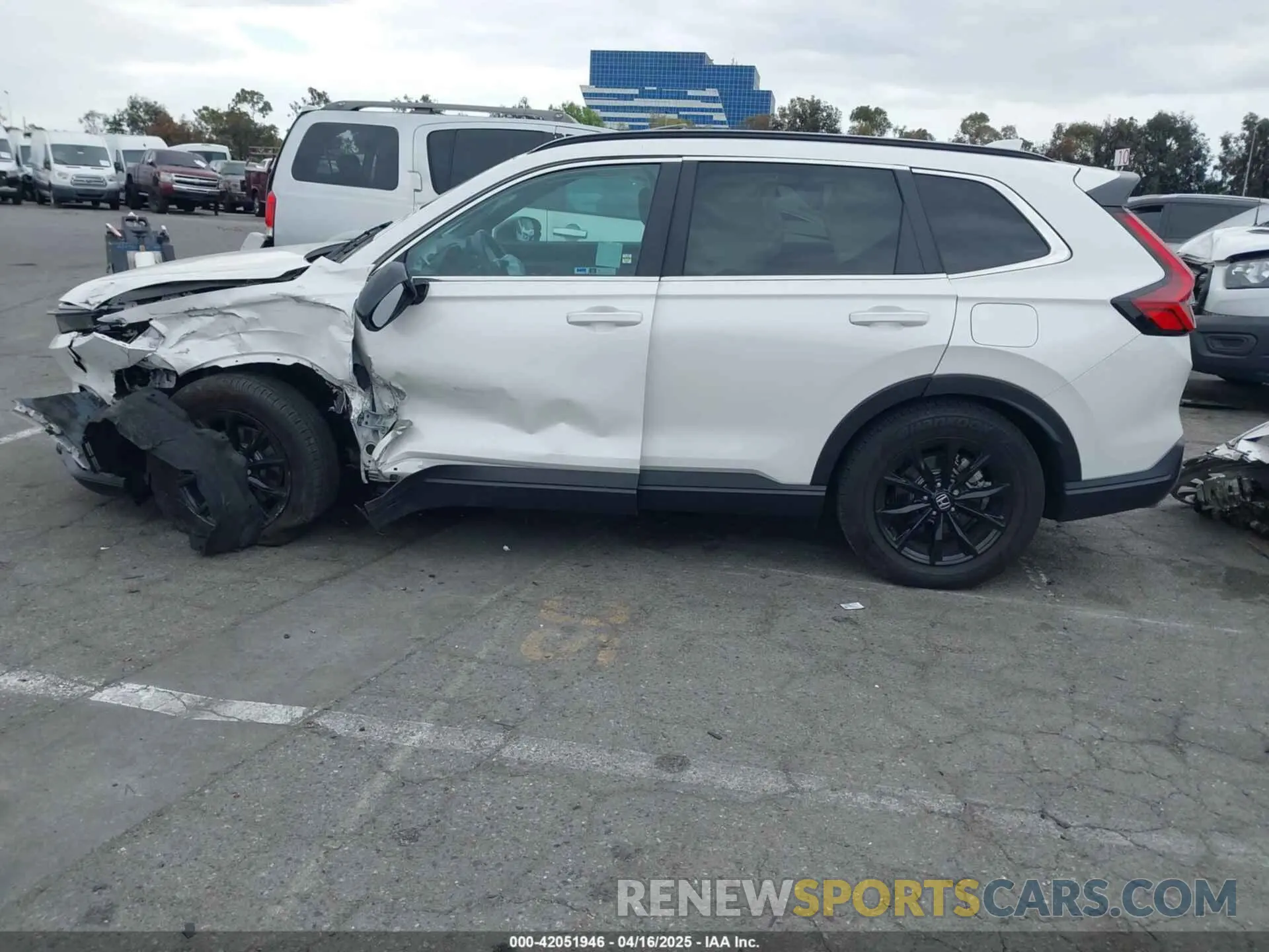 13 fotografías del automóvil dañado 2HKRS5H58PH711229 HONDA CR-V HYBRID 2023
