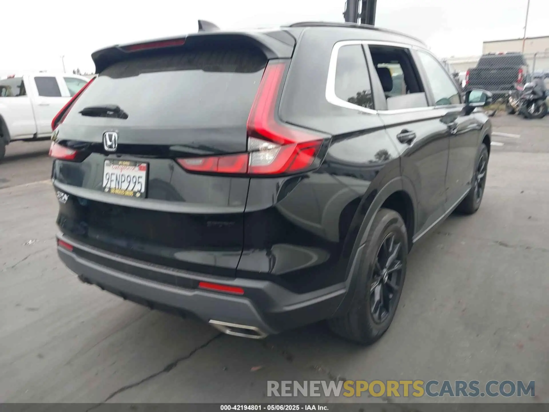 4 fotografías del automóvil dañado 2HKRS6H58PH814138 HONDA CR-V HYBRID 2023