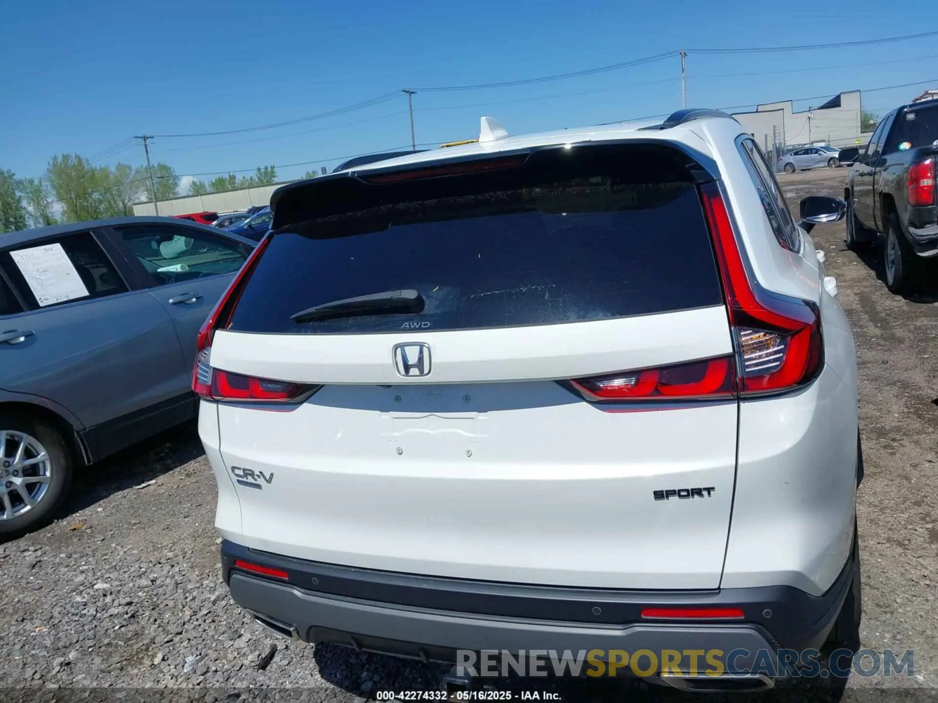 16 fotografías del automóvil dañado 2HKRS6H92PH807396 HONDA CR-V HYBRID 2023