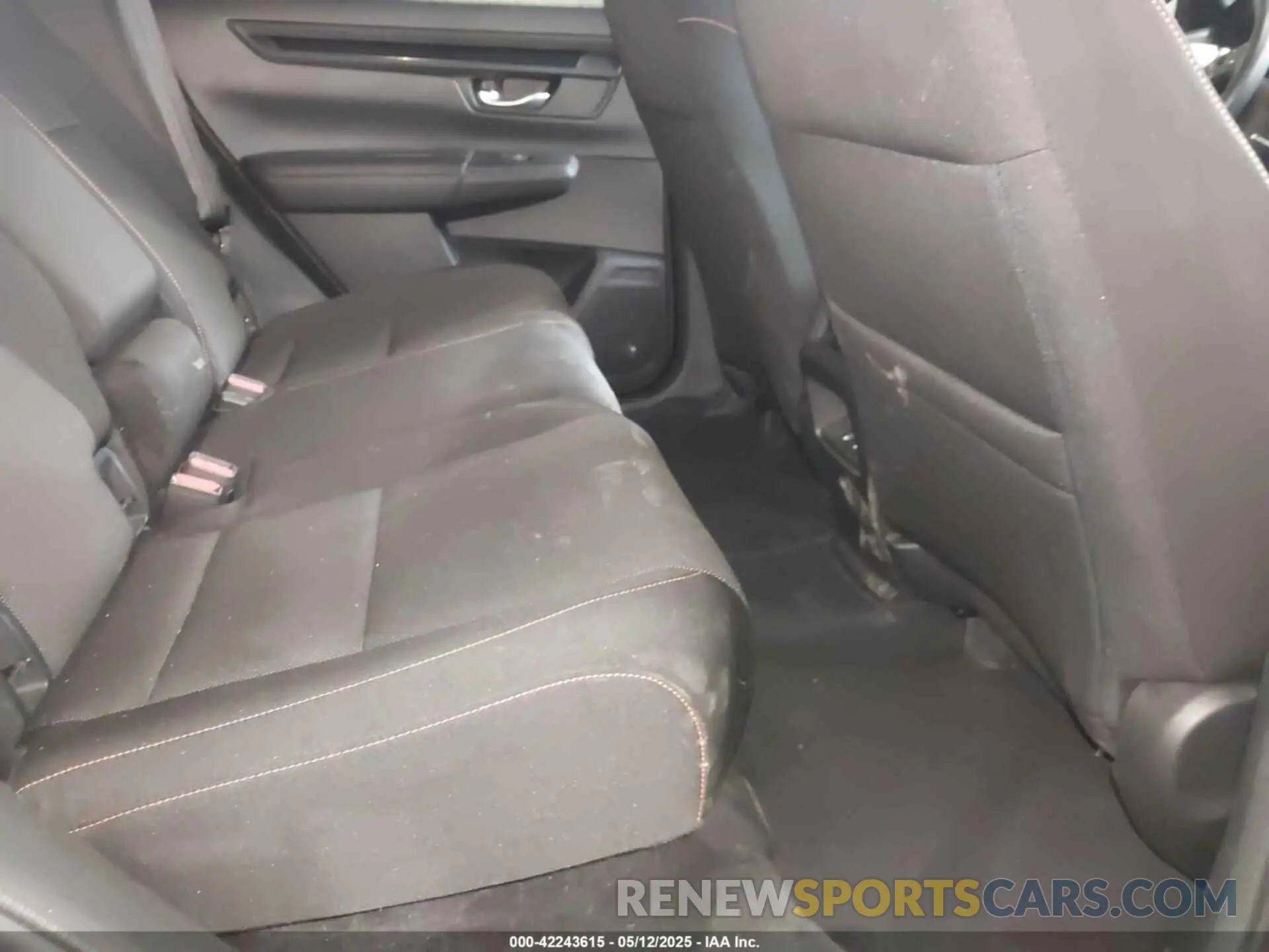8 fotografías del automóvil dañado 7FARS6H50PE040941 HONDA CR-V HYBRID 2023