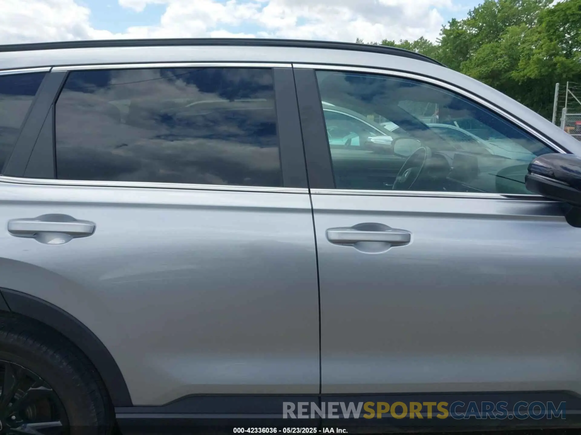 13 fotografías del automóvil dañado 7FARS6H96PE000222 HONDA CR-V HYBRID 2023