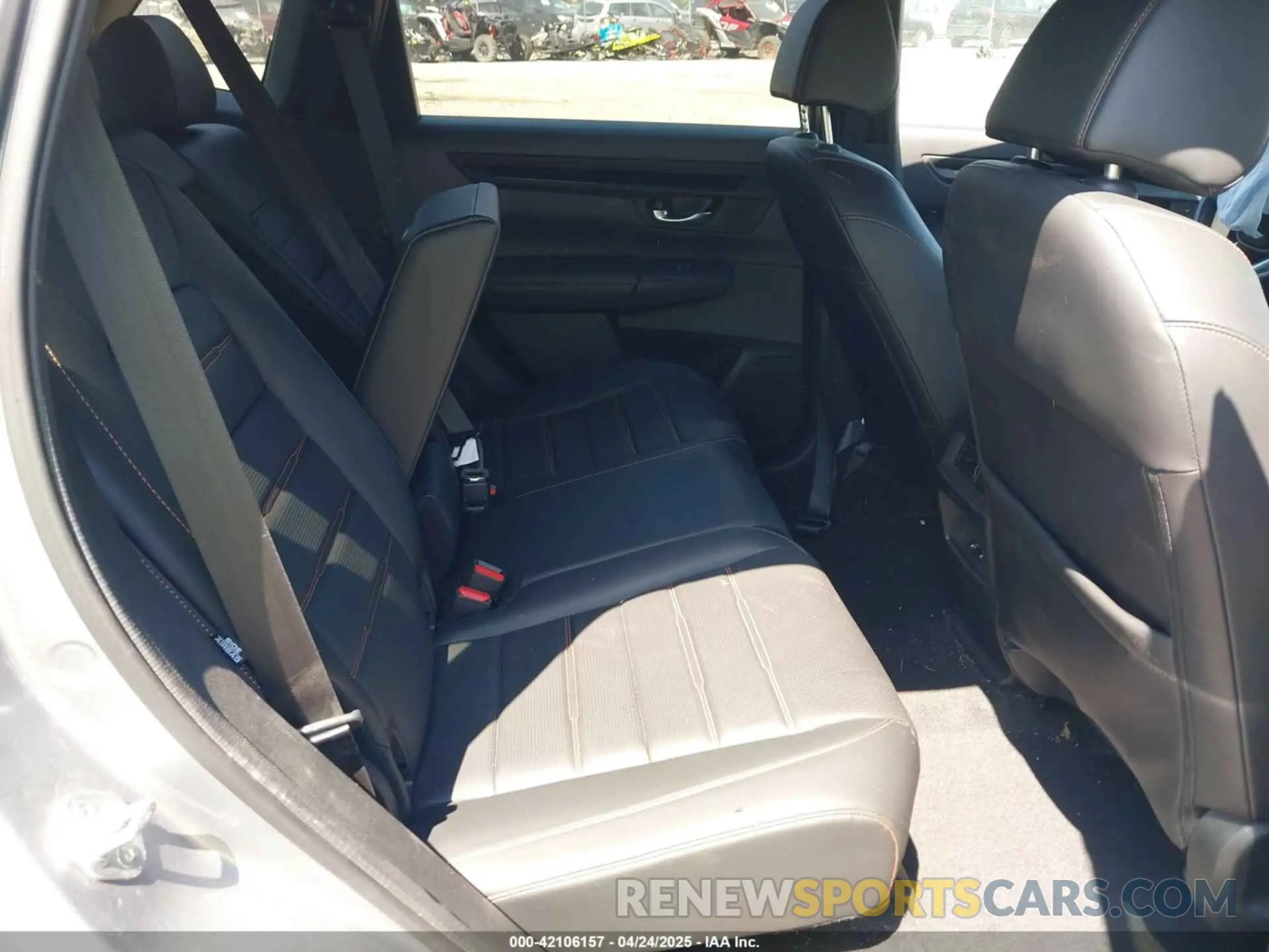 8 fotografías del automóvil dañado 5J6RS6H8XRL010278 HONDA CR-V HYBRID 2024