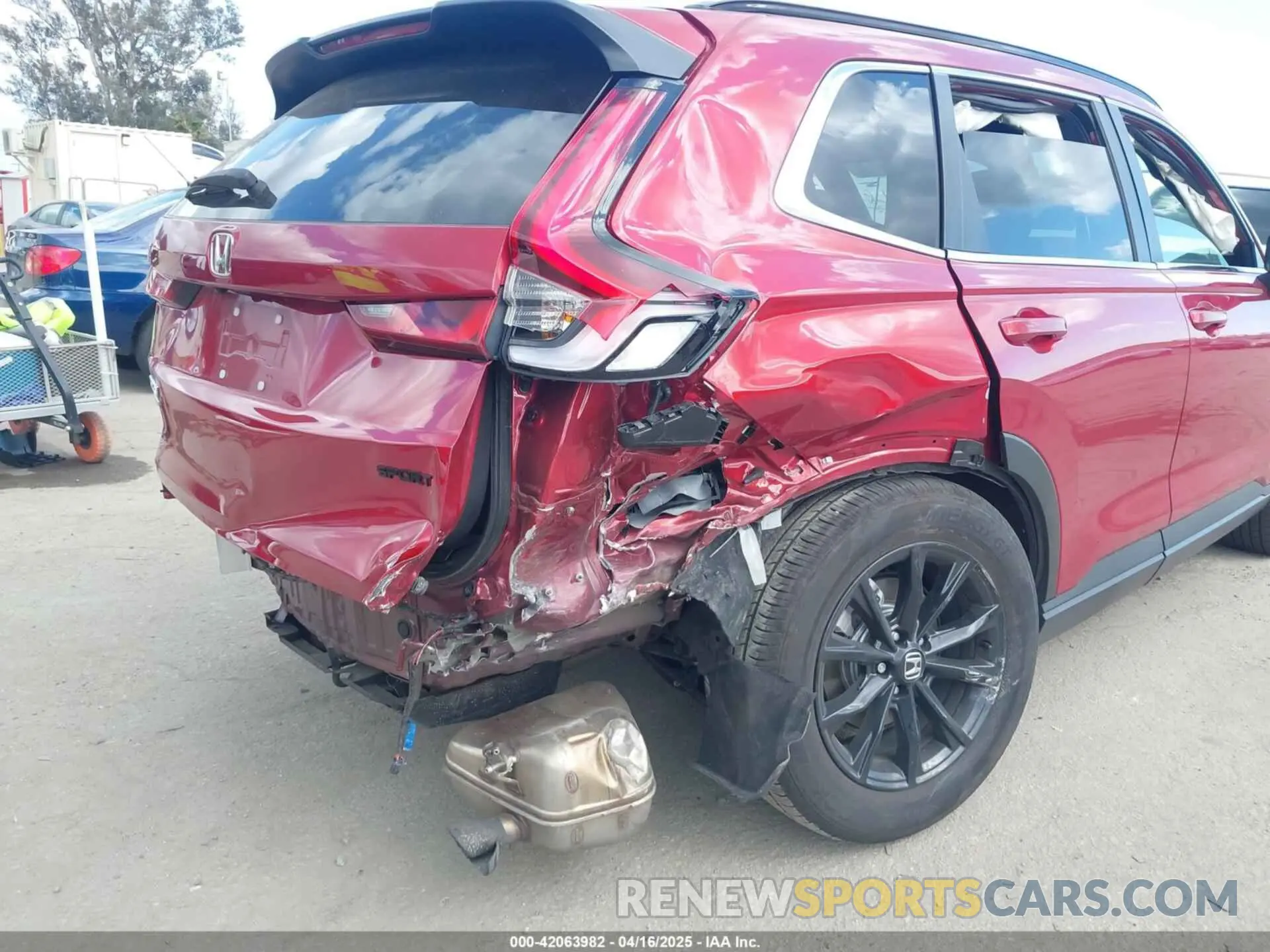 6 fotografías del automóvil dañado 7FARS5H50RE035932 HONDA CR-V HYBRID 2024