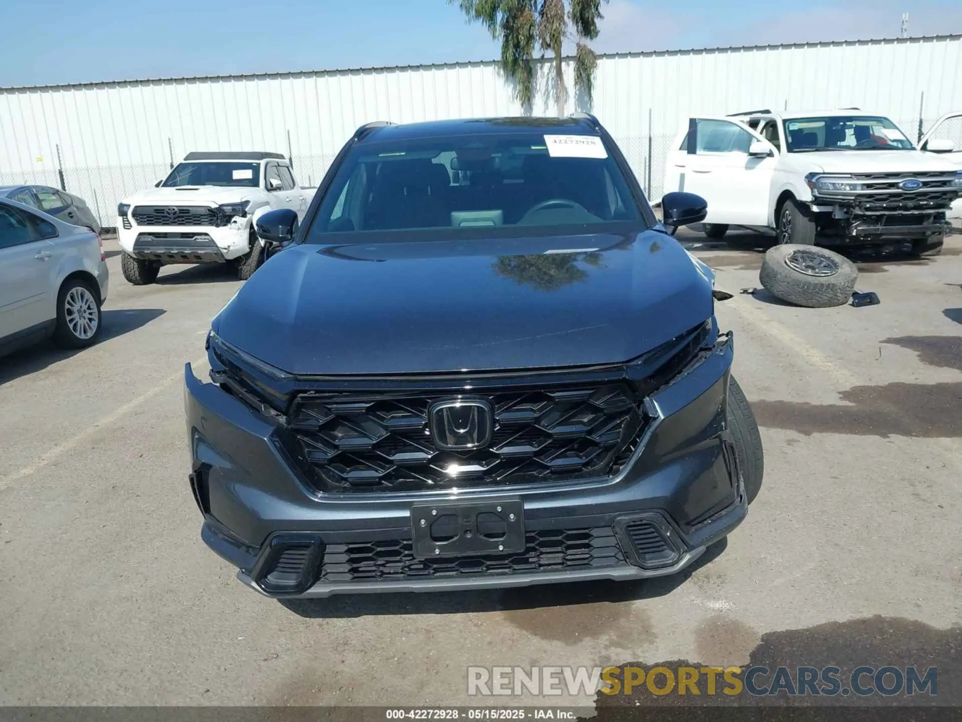13 fotografías del automóvil dañado 7FARS5H51RE000395 HONDA CR-V HYBRID 2024