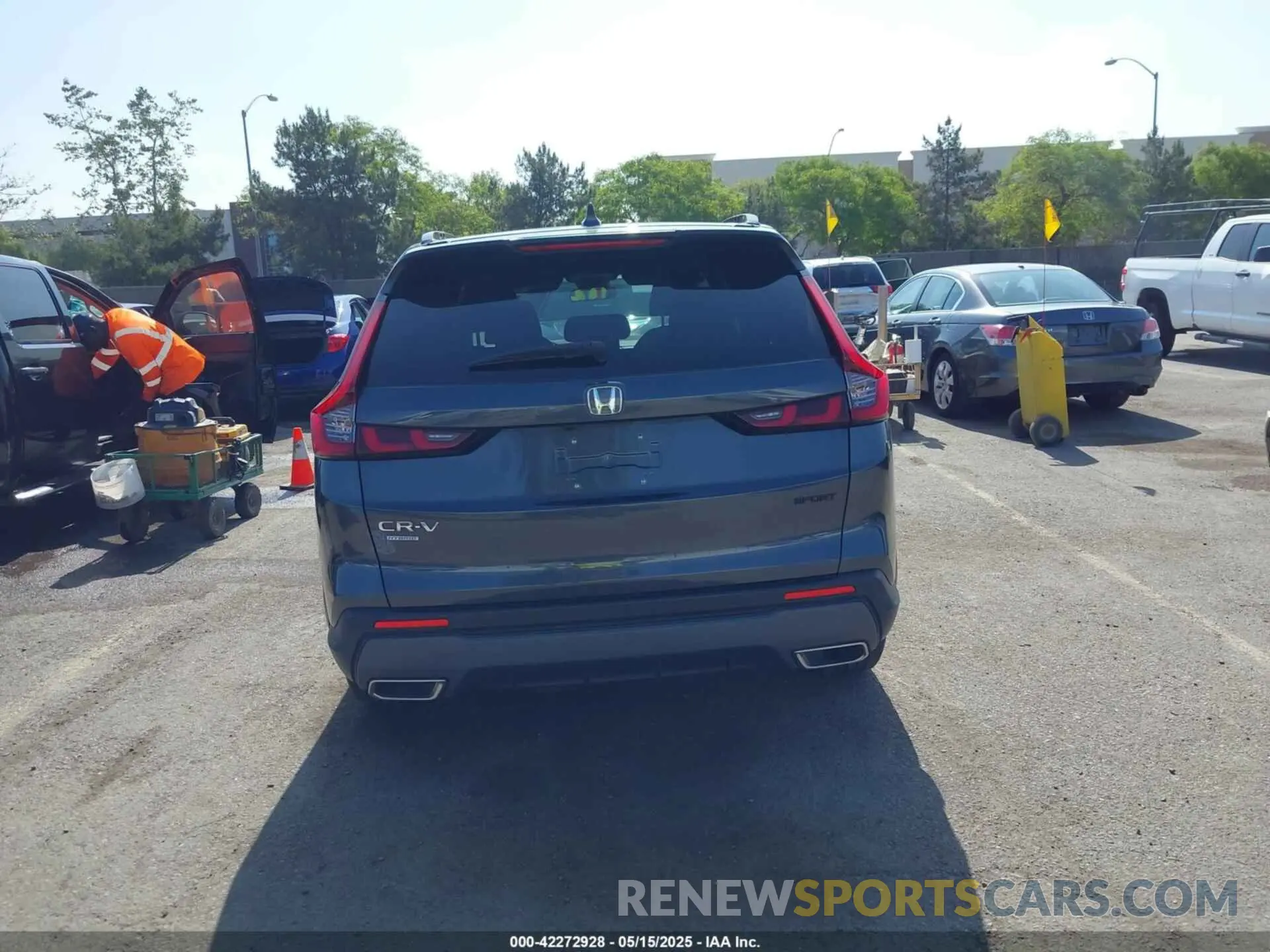 17 fotografías del automóvil dañado 7FARS5H51RE000395 HONDA CR-V HYBRID 2024