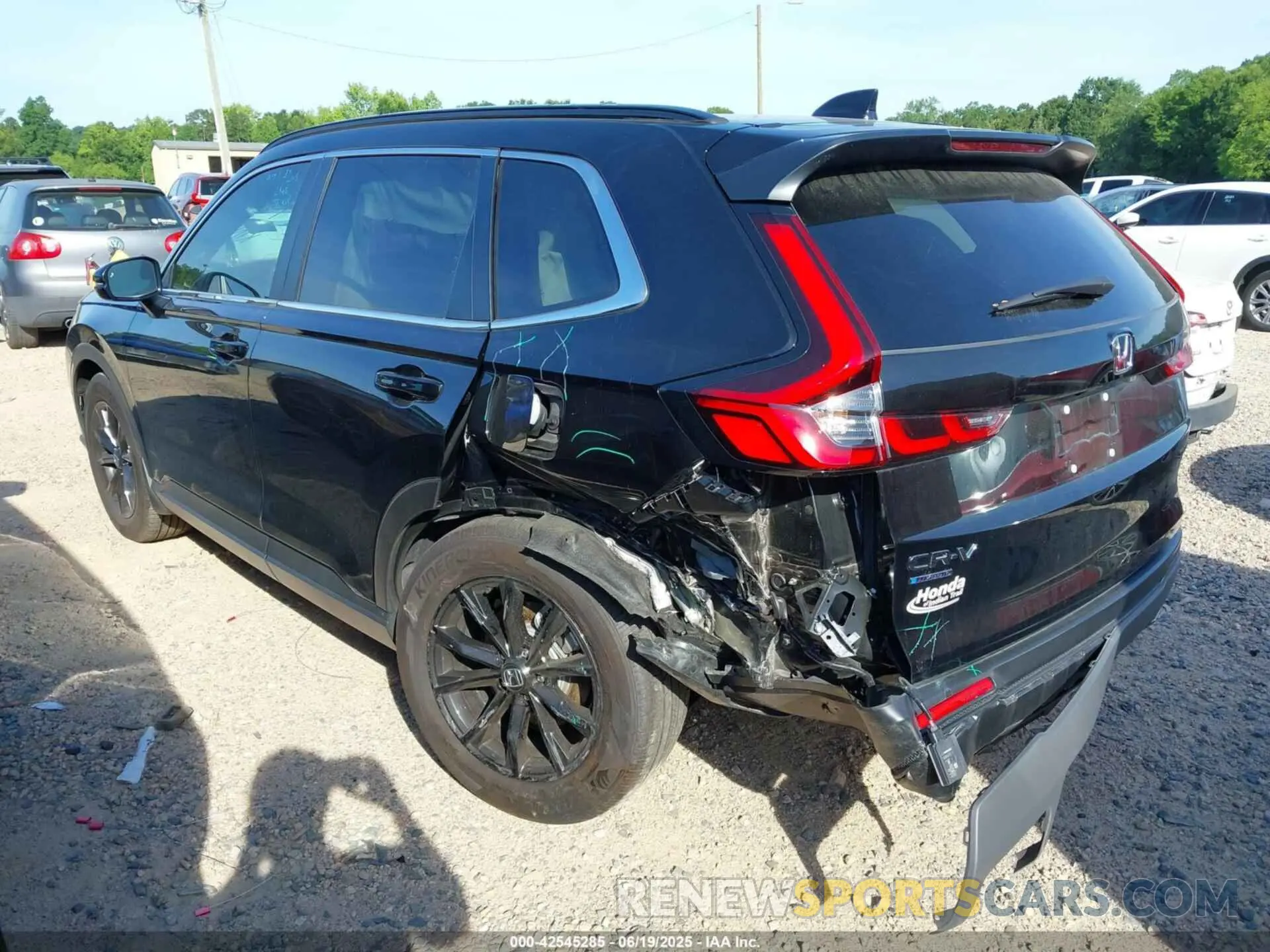 3 fotografías del automóvil dañado 7FARS5H51RE037401 HONDA CR-V HYBRID 2024