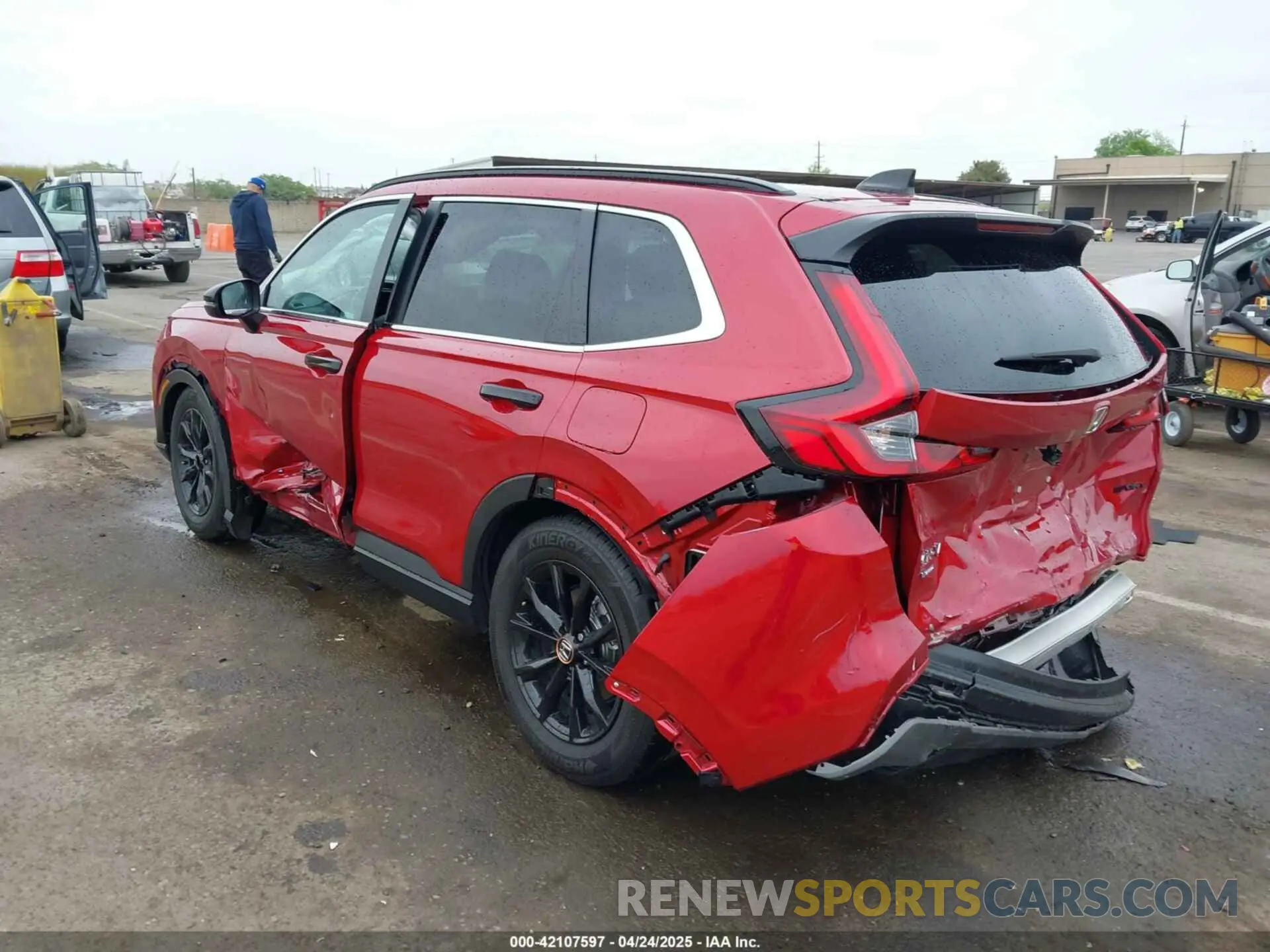 3 fotografías del automóvil dañado 7FARS5H58RE026119 HONDA CR-V HYBRID 2024