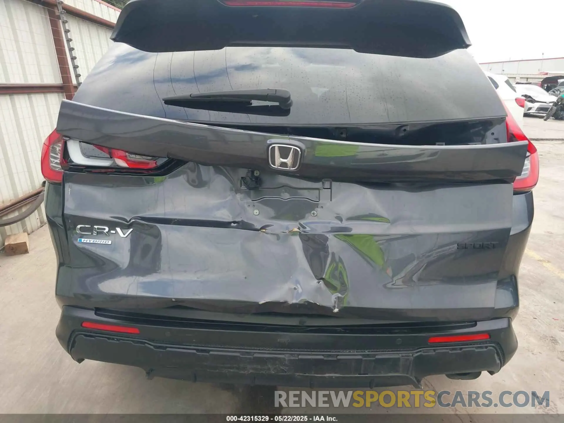 19 fotografías del automóvil dañado 7FARS5H81RE023590 HONDA CR-V HYBRID 2024
