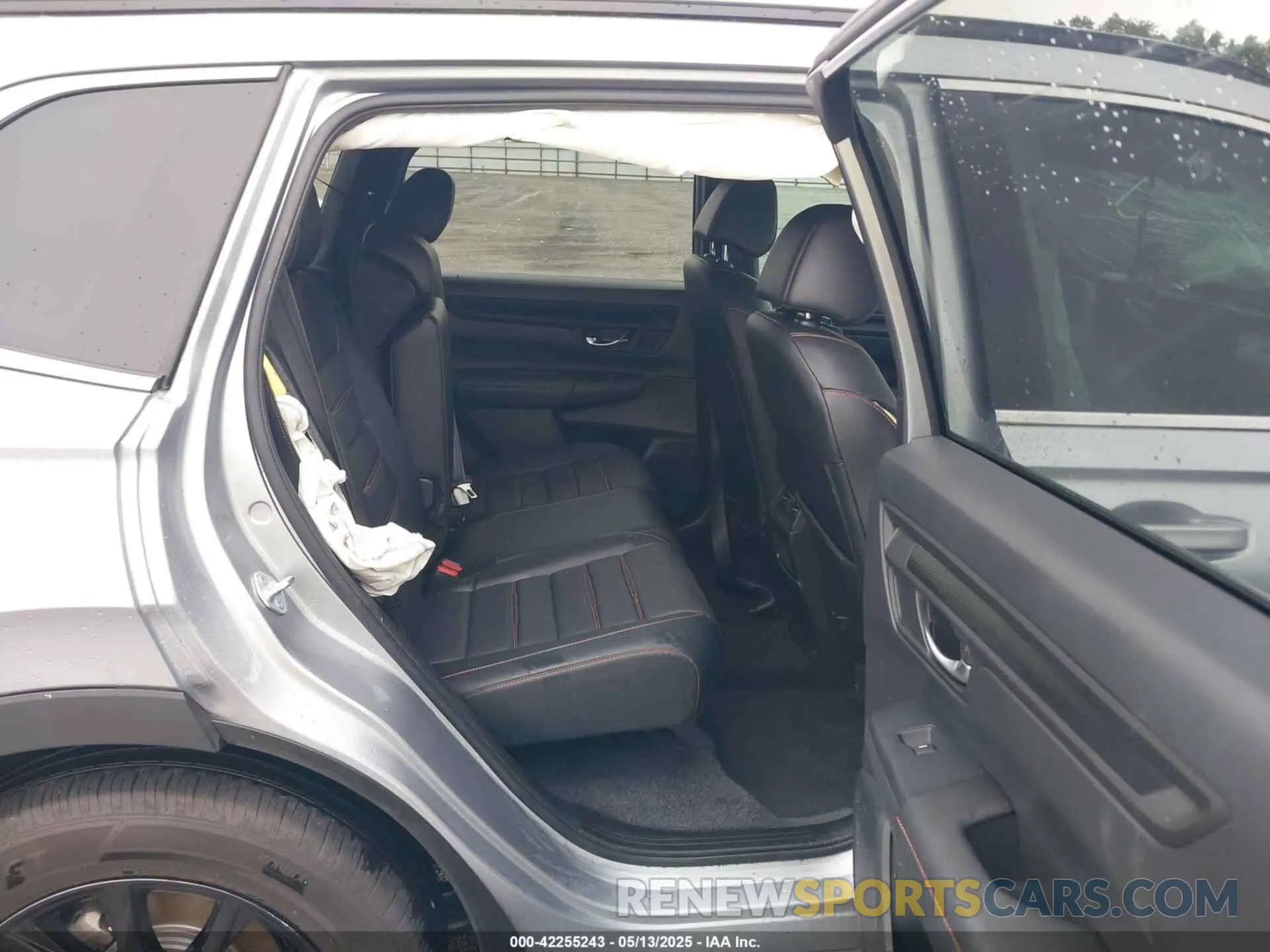 8 fotografías del automóvil dañado 7FARS5H85RE018392 HONDA CR-V HYBRID 2024