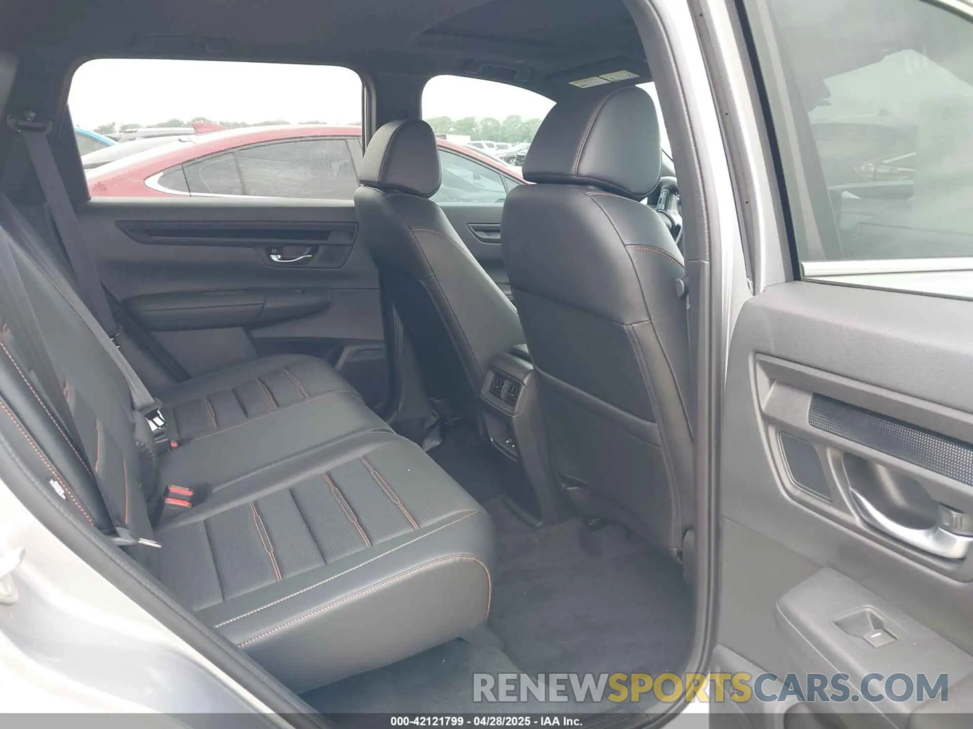 8 fotografías del automóvil dañado 7FARS5H88RE022453 HONDA CR-V HYBRID 2024
