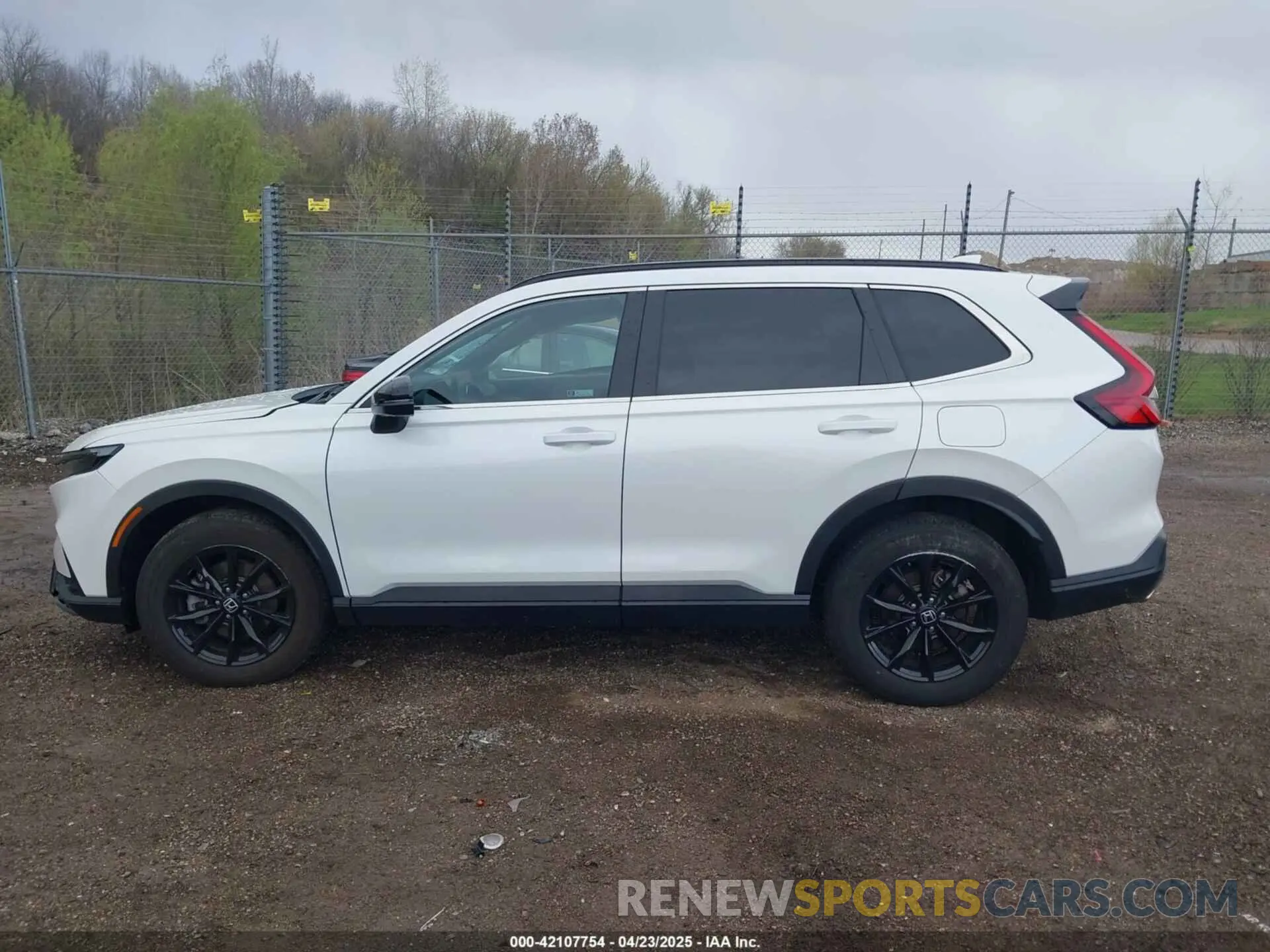 14 fotografías del automóvil dañado 7FARS6H84RE051020 HONDA CR-V HYBRID 2024