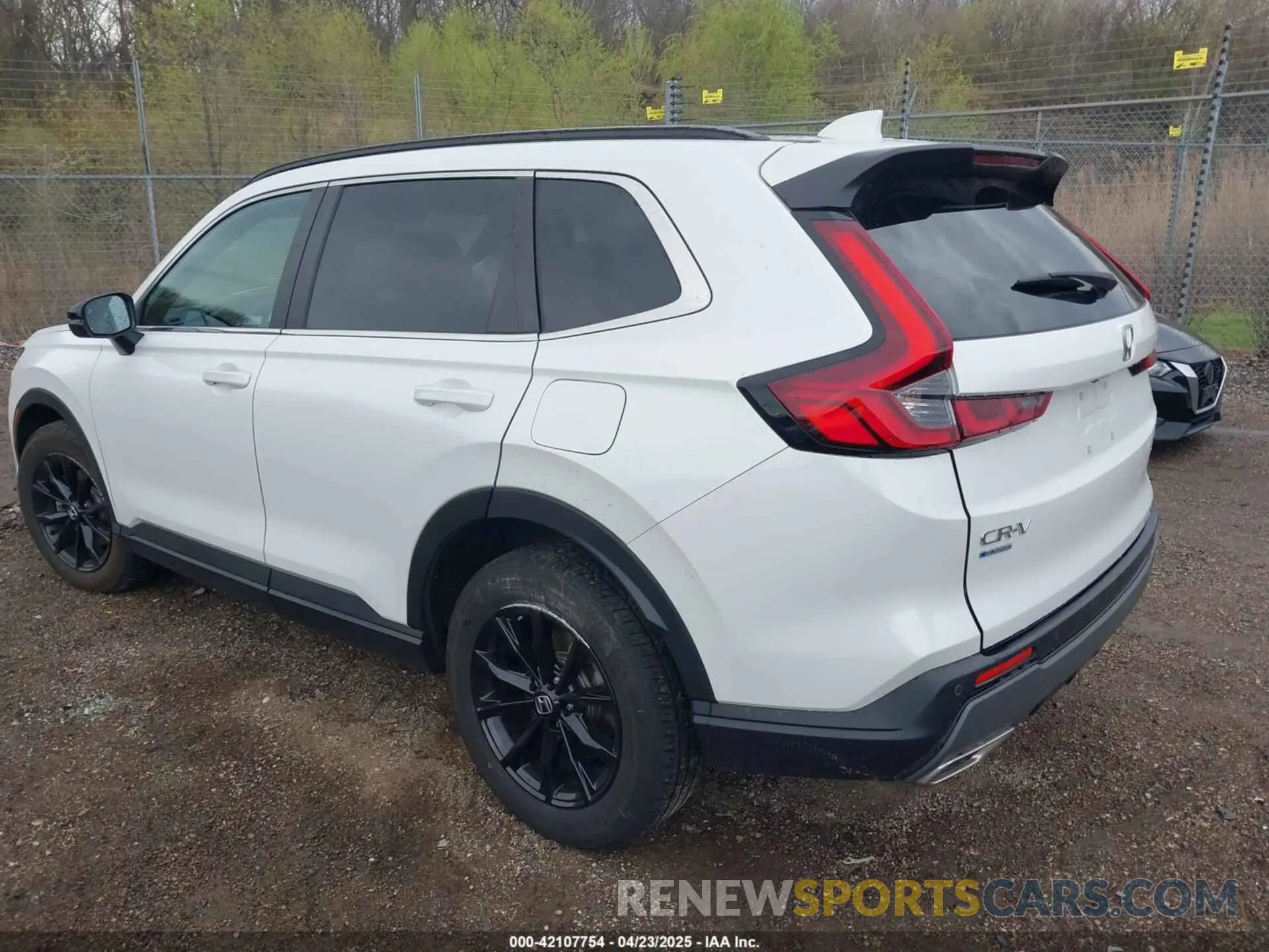 3 fotografías del automóvil dañado 7FARS6H84RE051020 HONDA CR-V HYBRID 2024