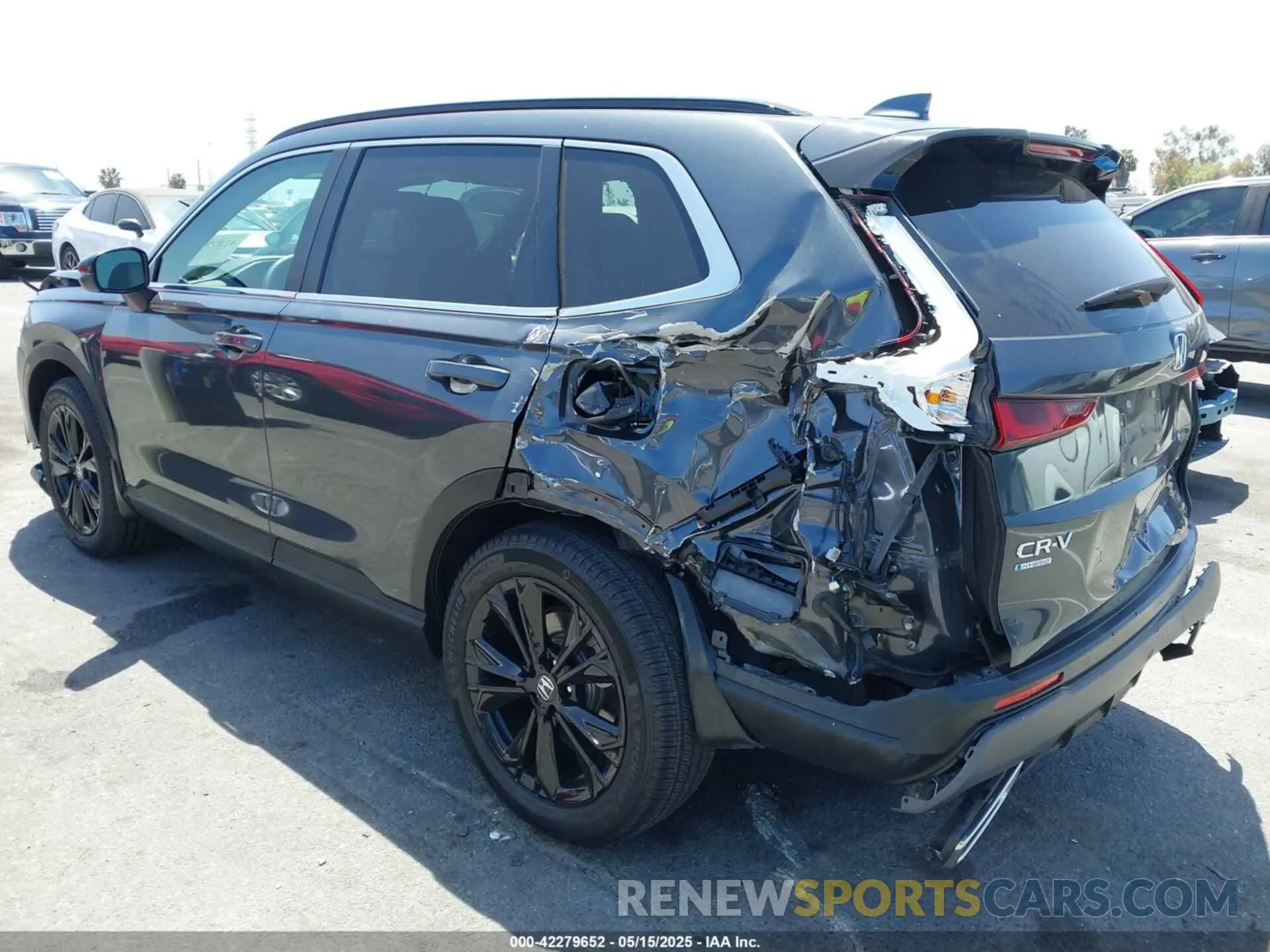 3 fotografías del automóvil dañado 7FARS6H94RE066125 HONDA CR-V HYBRID 2024
