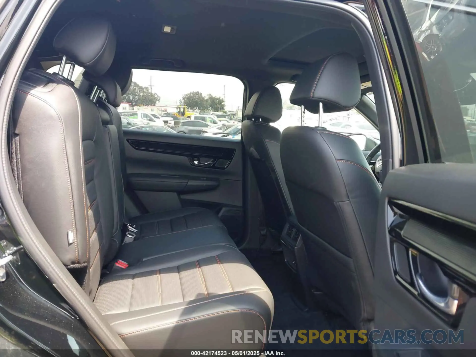 8 fotografías del automóvil dañado 7FARS6H94RE069011 HONDA CR-V HYBRID 2024