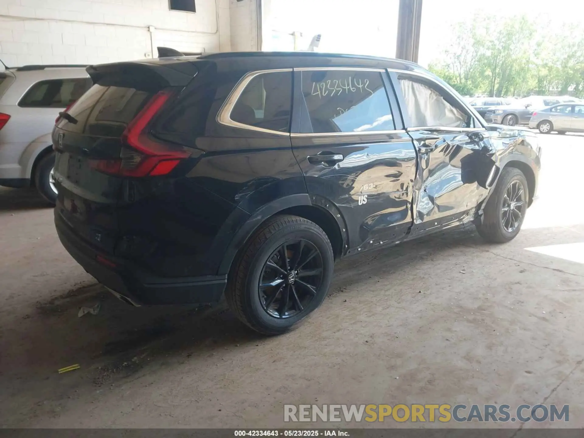 4 fotografías del automóvil dañado 2HKRS6H80SH808398 HONDA CR-V HYBRID 2025