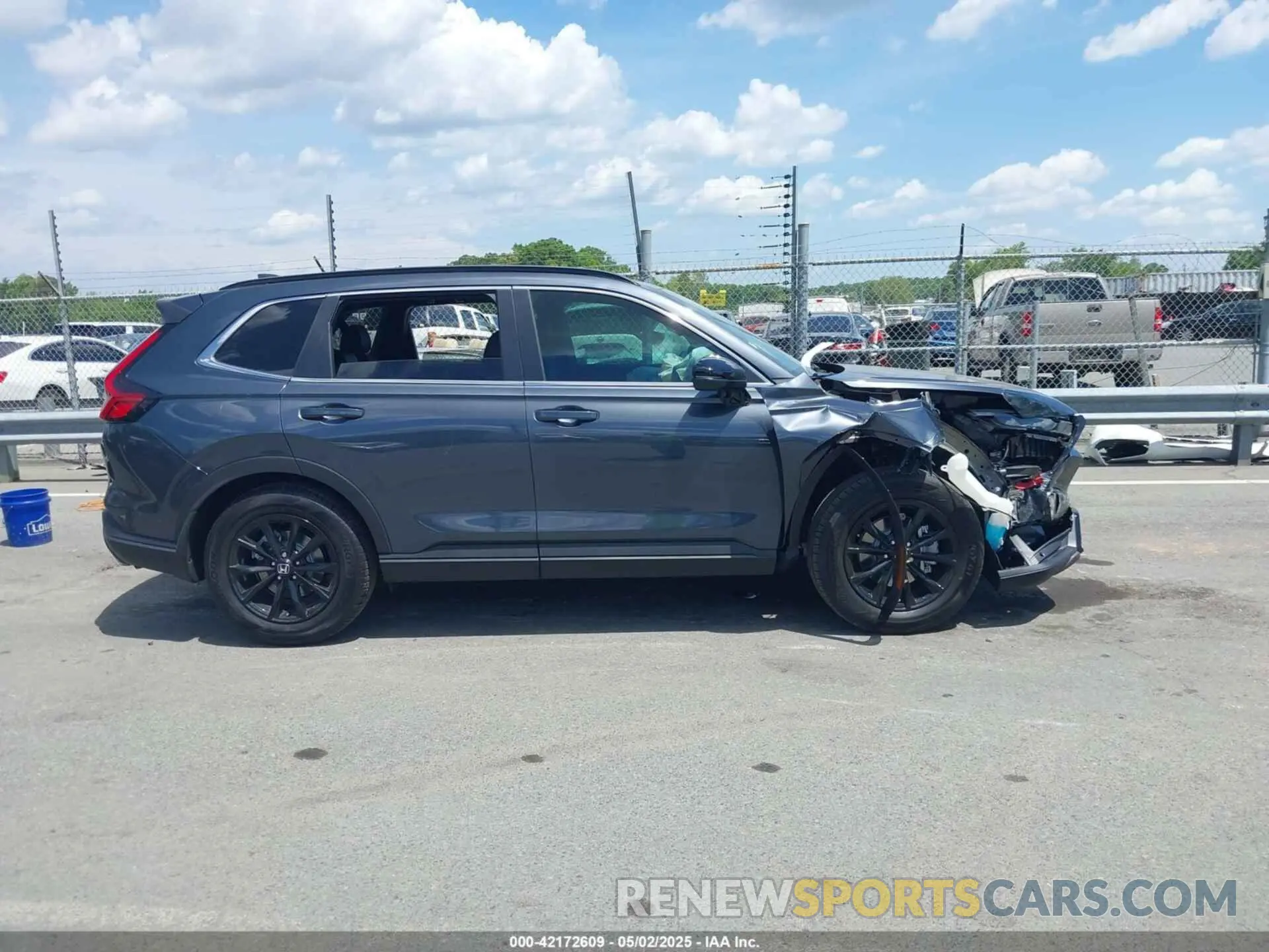 13 fotografías del automóvil dañado 5J6RS5H82SL009335 HONDA CR-V HYBRID 2025