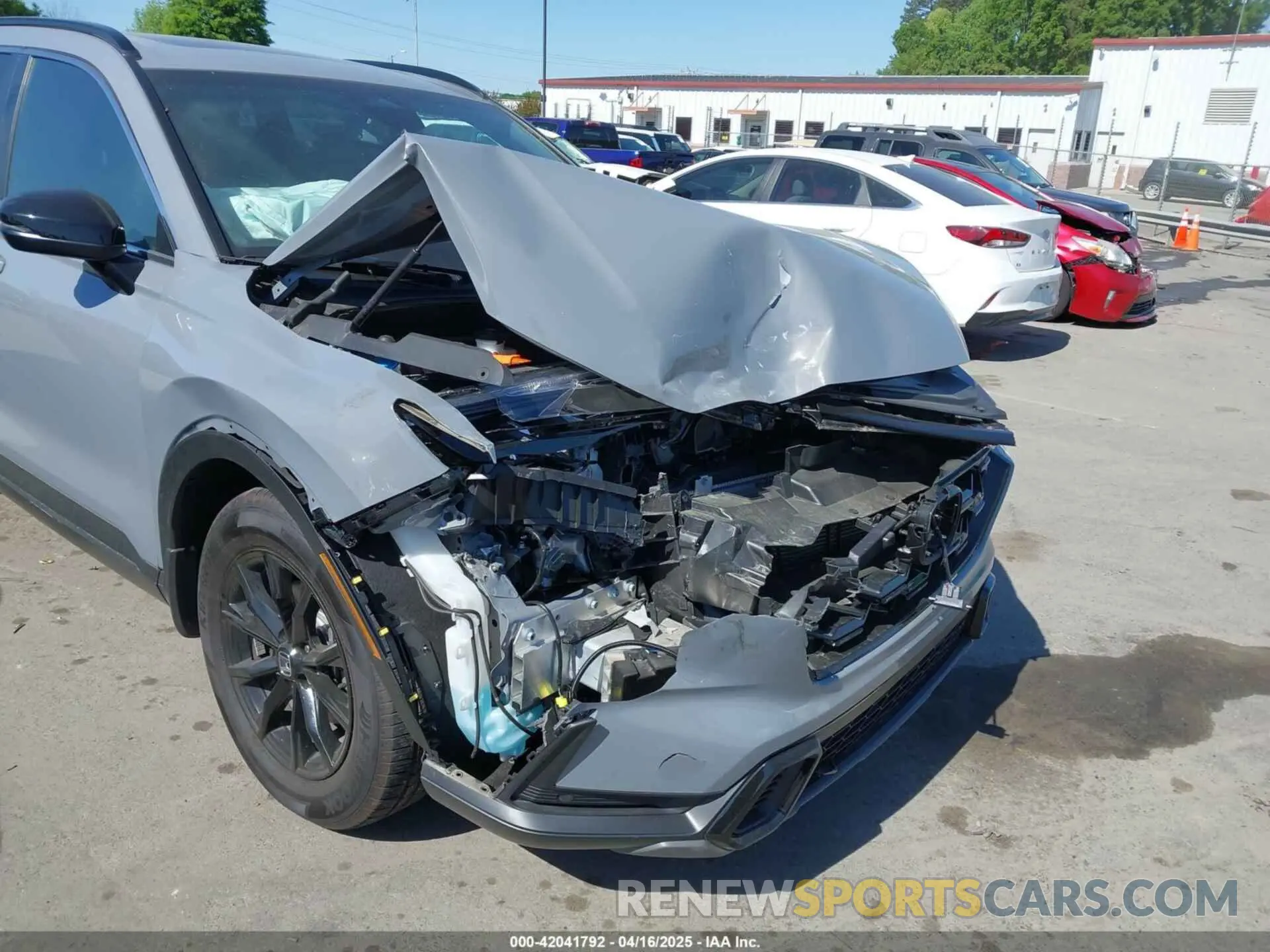 6 fotografías del automóvil dañado 5J6RS5H89SL003113 HONDA CR-V HYBRID 2025
