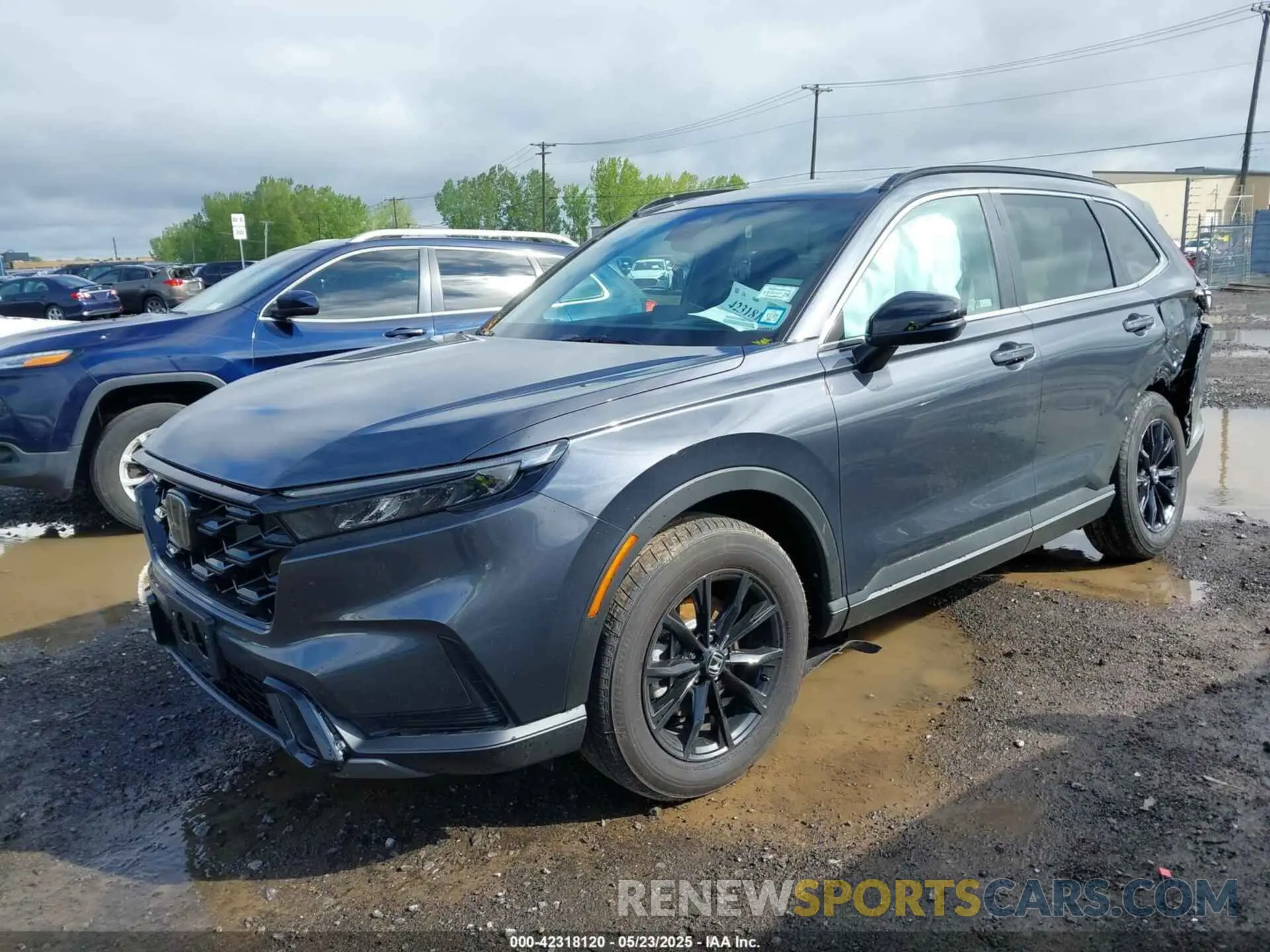 2 fotografías del automóvil dañado 5J6RS6H5XSL022927 HONDA CR-V HYBRID 2025