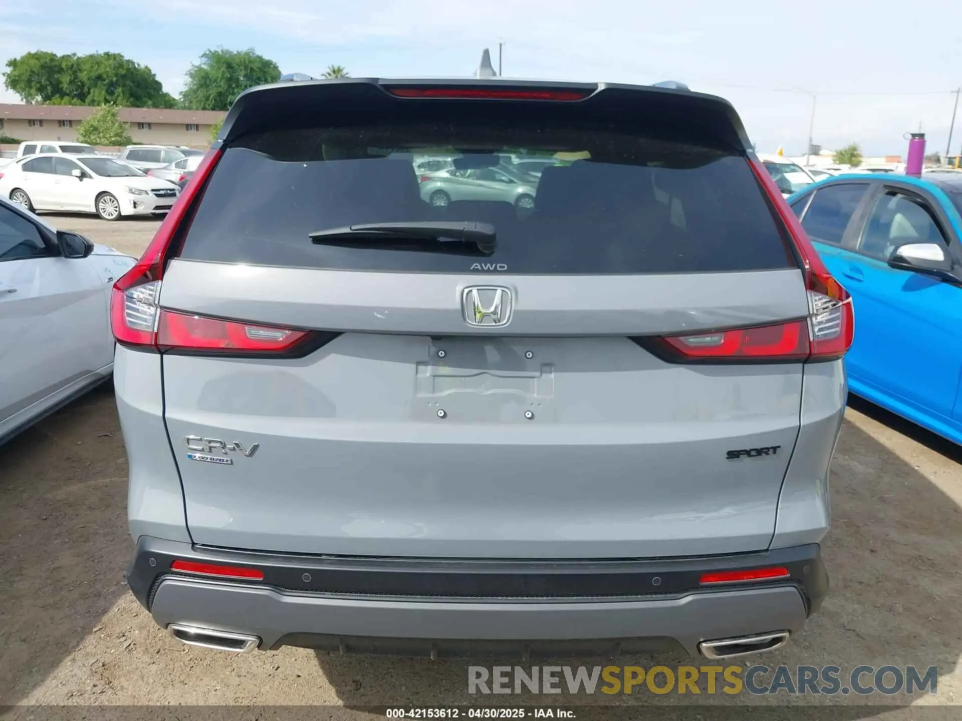 16 fotografías del automóvil dañado 5J6RS6H82SL024598 HONDA CR-V HYBRID 2025