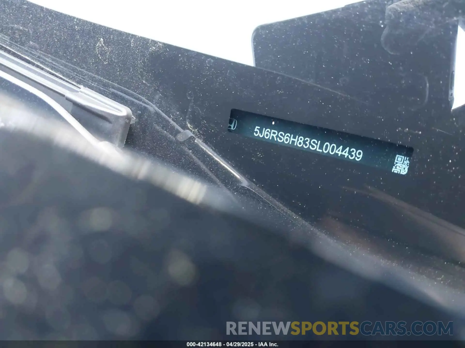17 fotografías del automóvil dañado 5J6RS6H83SL004439 HONDA CR-V HYBRID 2025