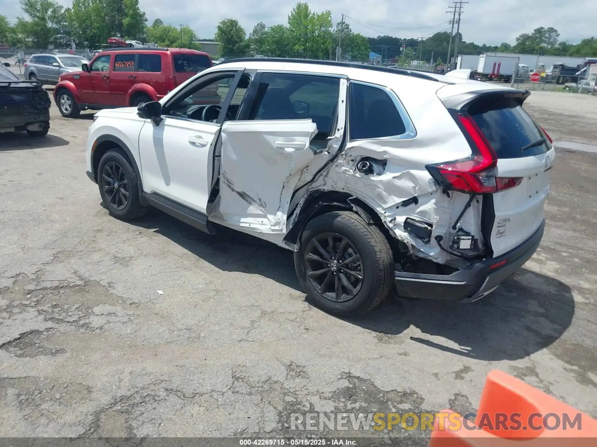 3 fotografías del automóvil dañado 5J6RS6H86SL021087 HONDA CR-V HYBRID 2025