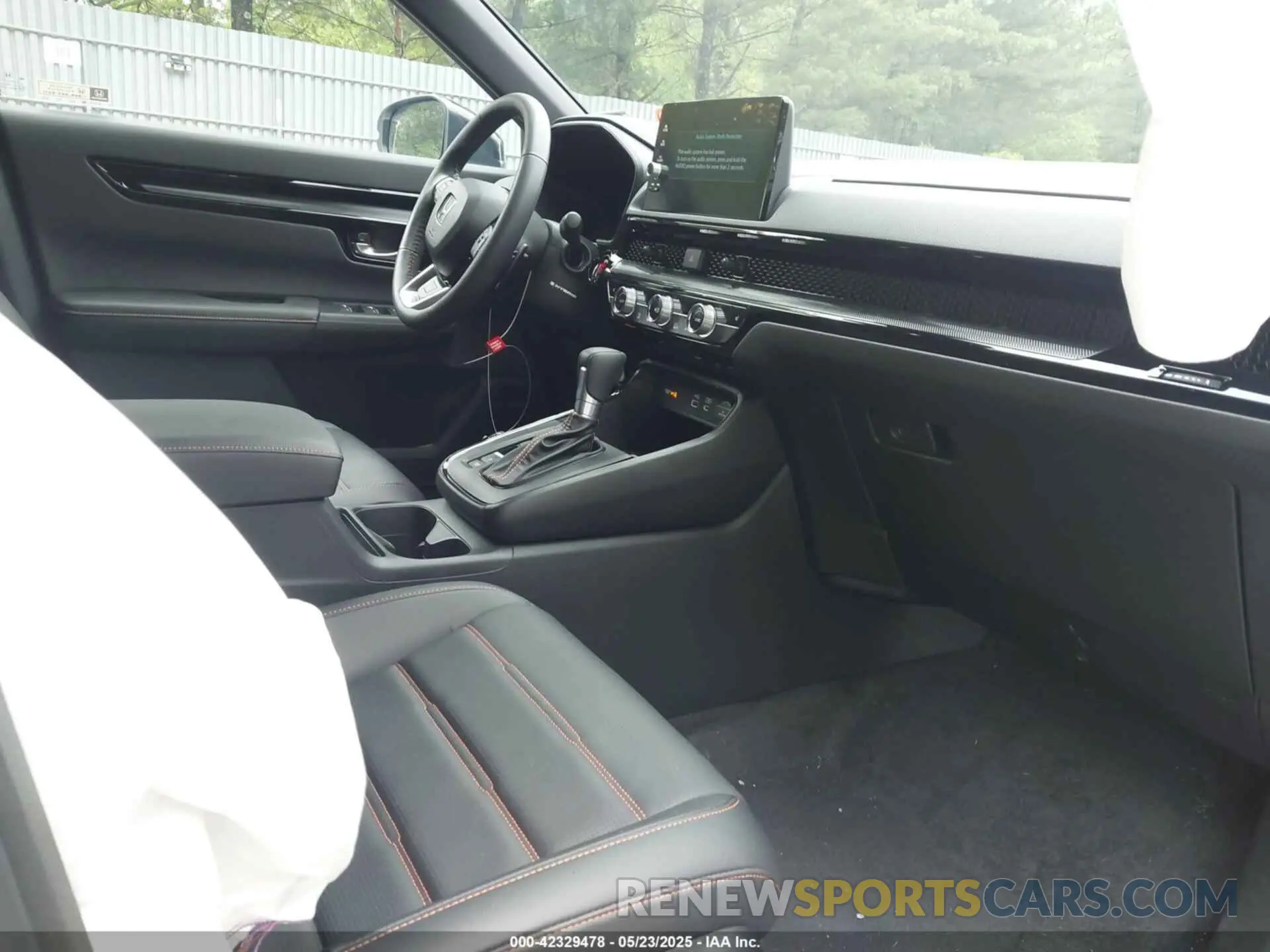 5 fotografías del automóvil dañado 5J6RS6H95SL009344 HONDA CR-V HYBRID 2025